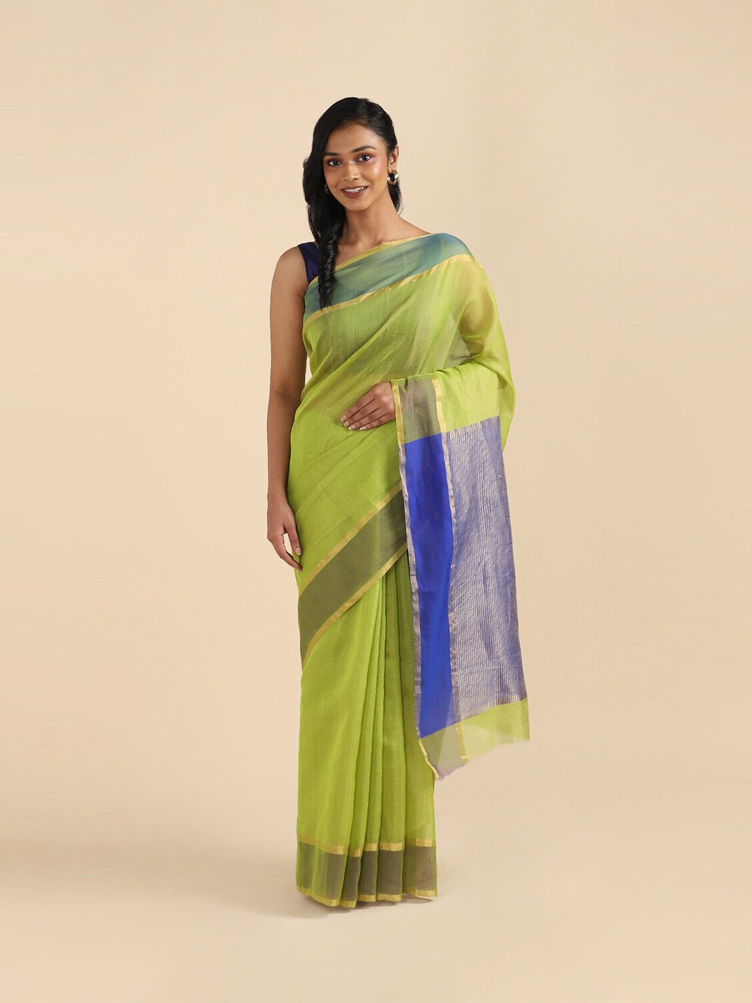 

Taneira Green & Blue Zari Tissue Chanderi Saree