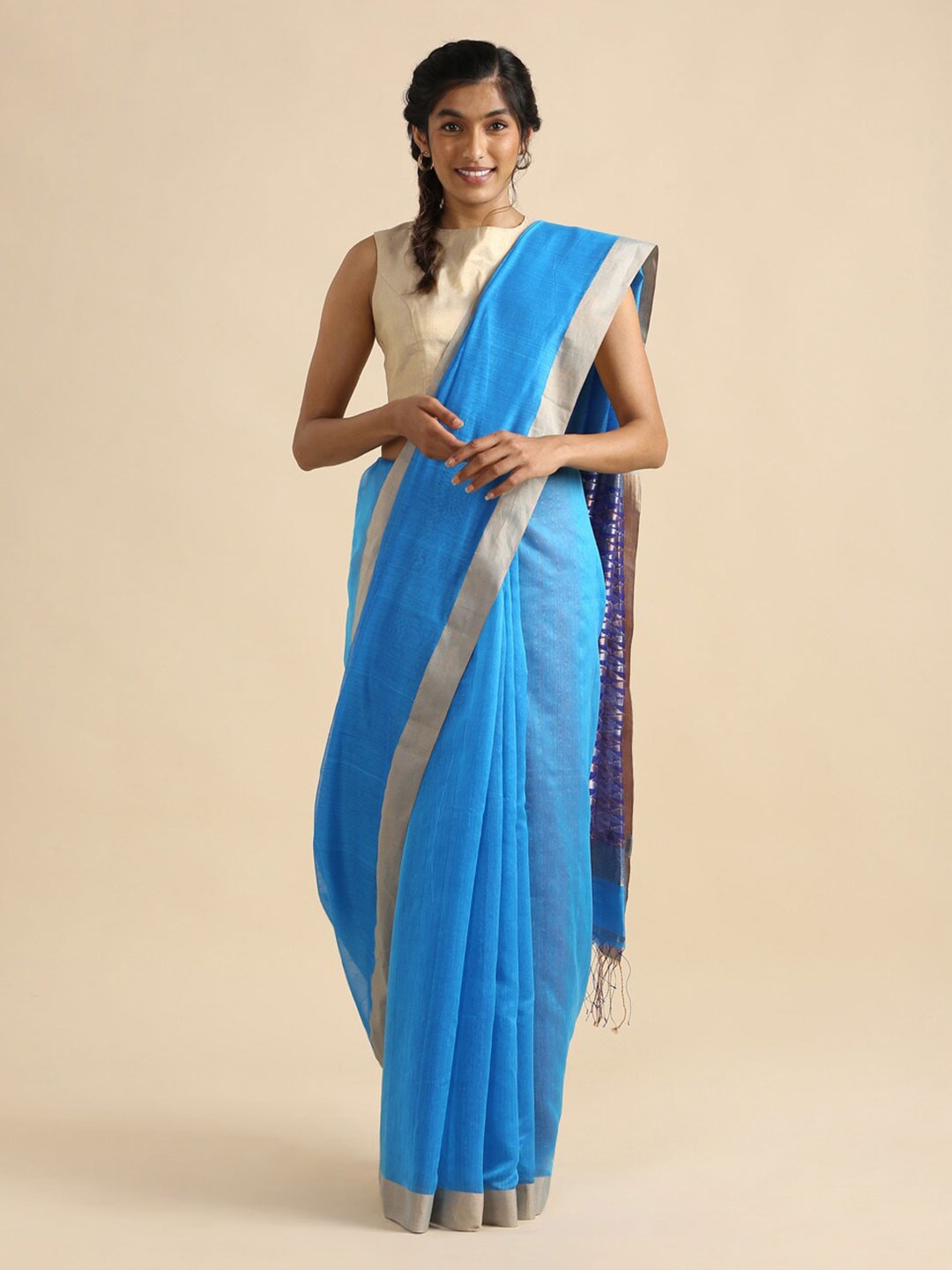 

Taneira Blue & Gold-Toned Zari Silk Cotton Saree