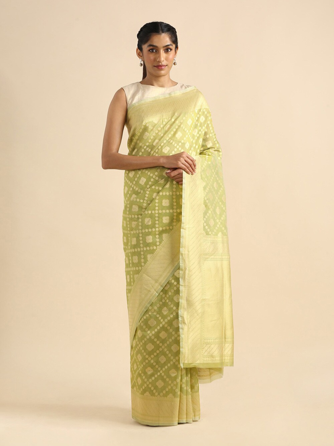 

Taneira Green & Gold-Toned Woven Design Zari Silk Cotton Banarasi Saree