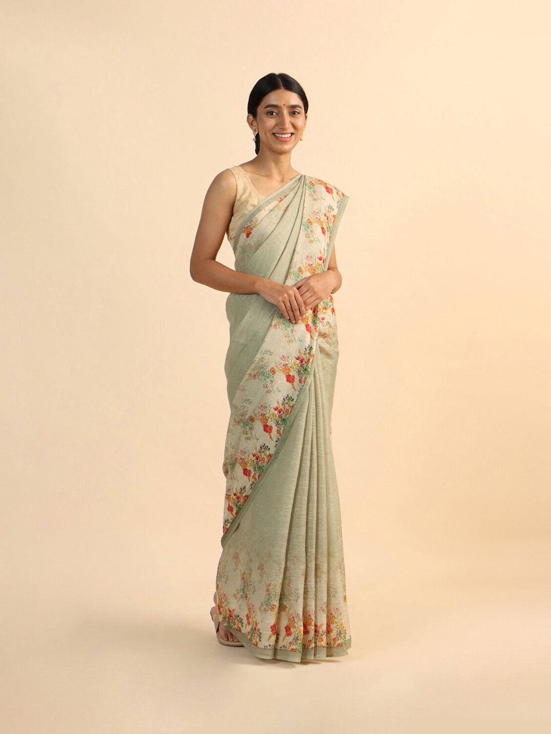 

Taneira Green & Red Floral Pure Linen Digital Printed Saree