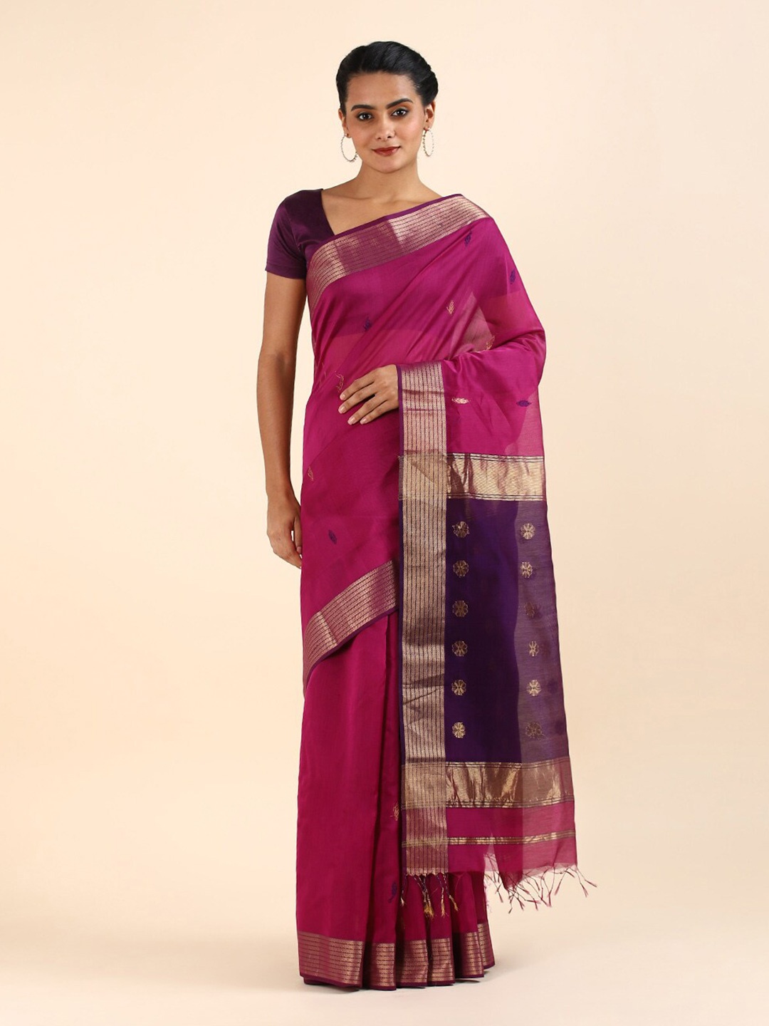 

Taneira Pink & Gold-Toned Woven Design Zari Silk Cotton Maheshwari Saree