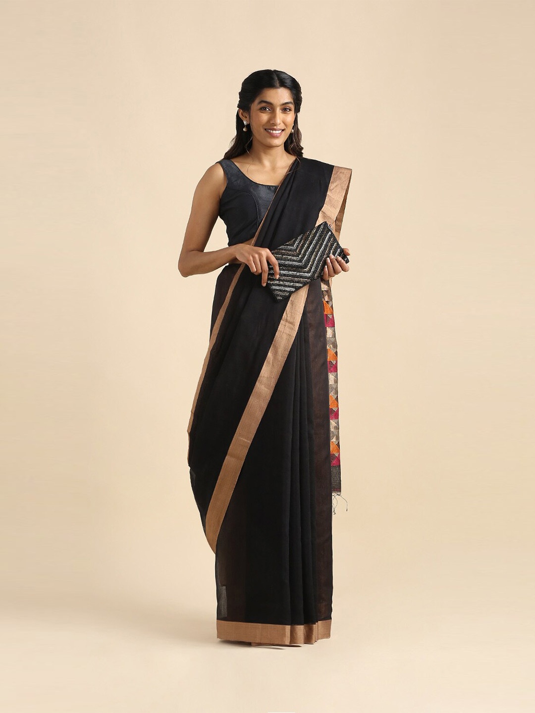 

Taneira Black & Gold-Toned Zari Silk Cotton Saree
