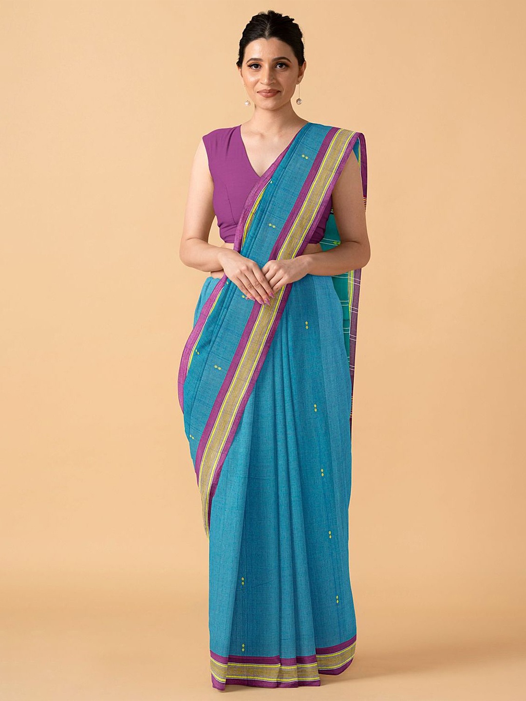 

Taneira Women Blue & Green Woven Design Pure Cotton Saree