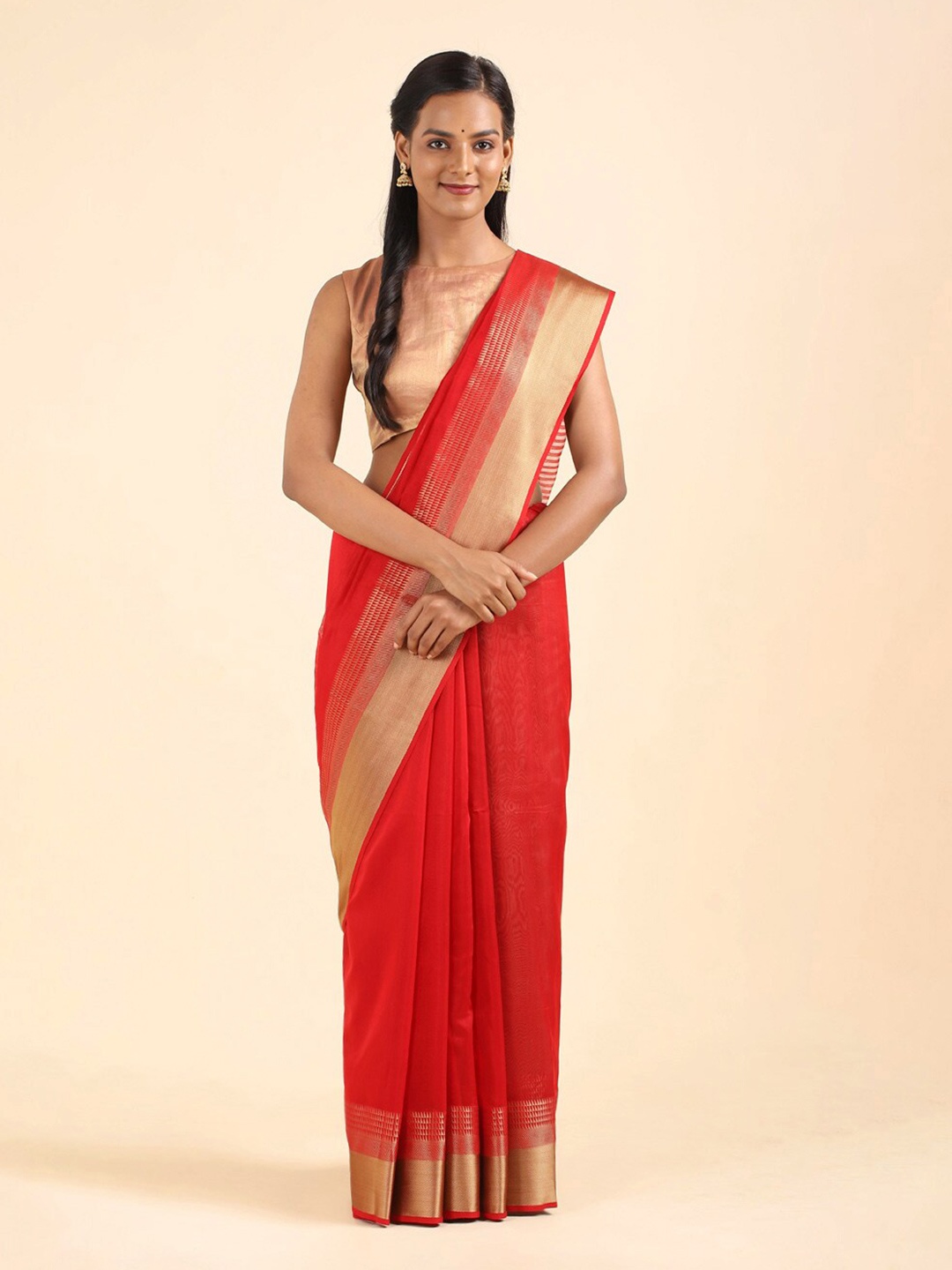 

Taneira Red & Gold-Toned Zari Silk Cotton Maheshwari Saree