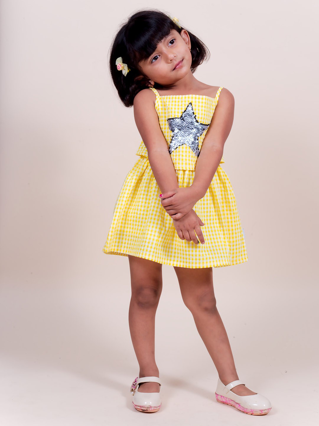 

Little Carrot Yellow & Silver-Toned Checked Applique Dress