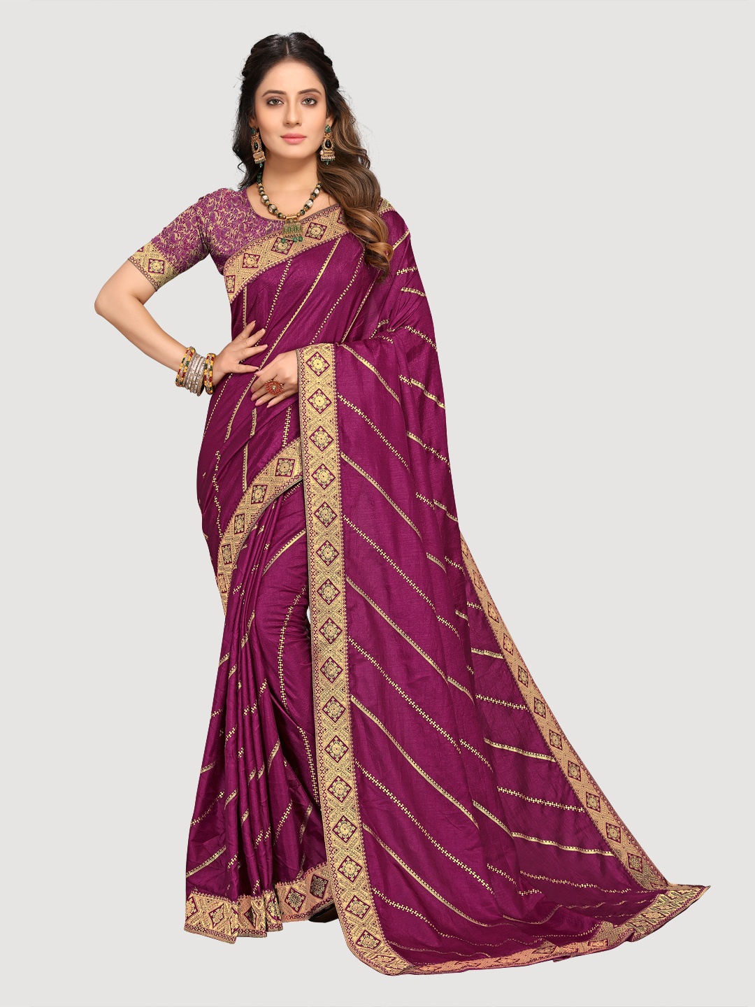 

KALINI Magenta & Gold-Toned Embellished Zari Pure Cotton Banarasi Saree