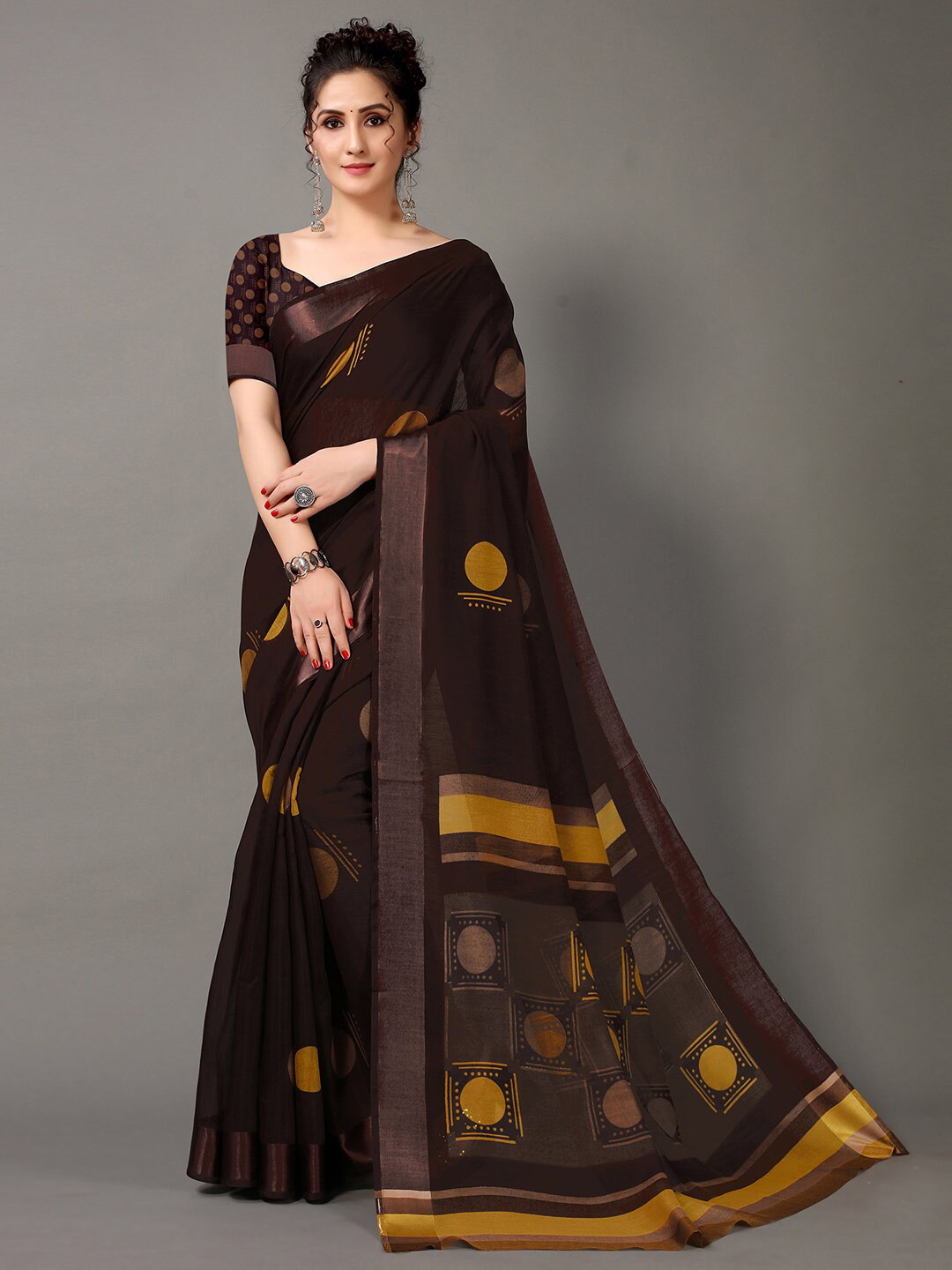

HRITIKA Women Brown & Yellow Saree