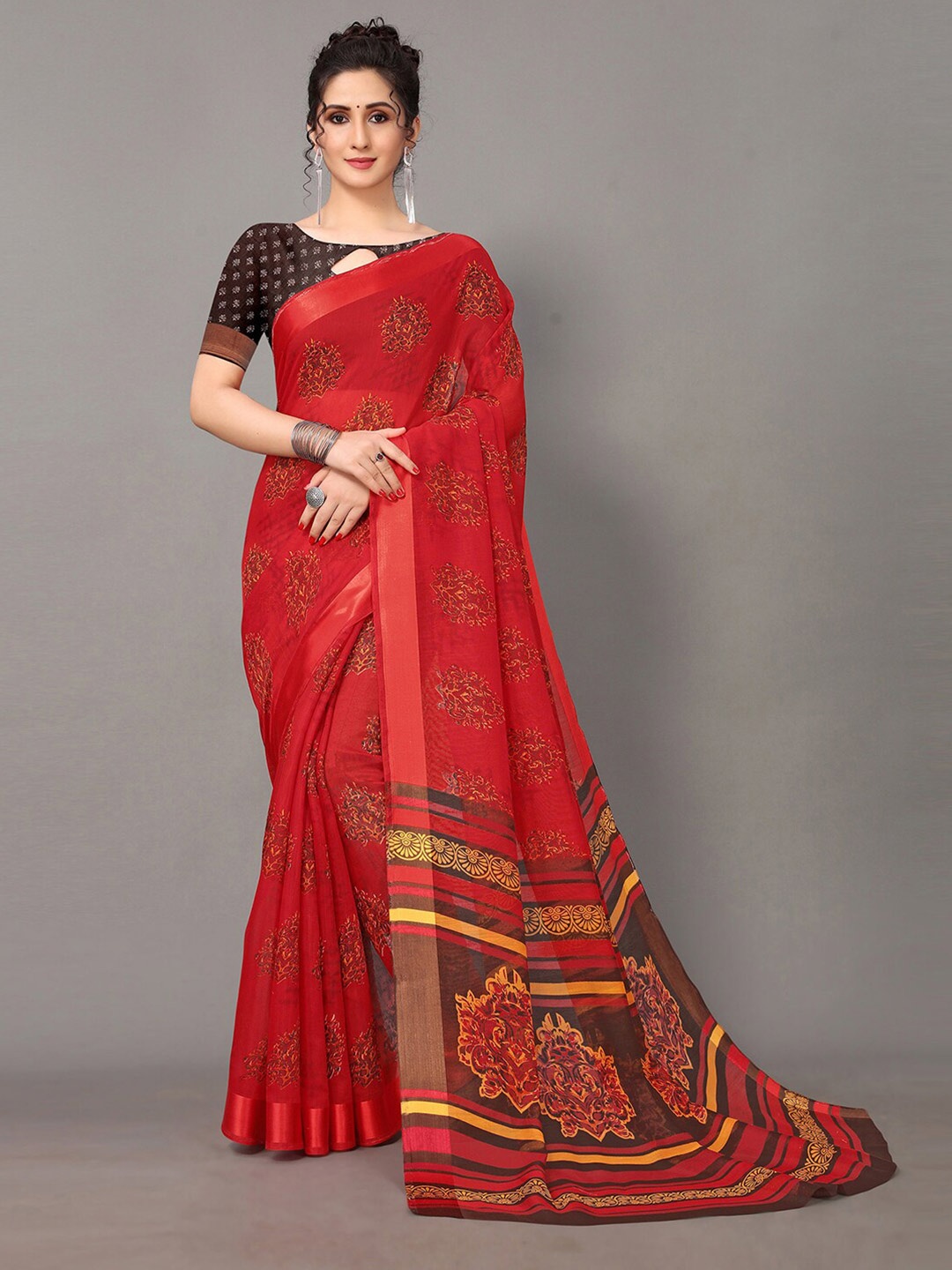 

HRITIKA Women Red & Grey Batik Print Printed Saree