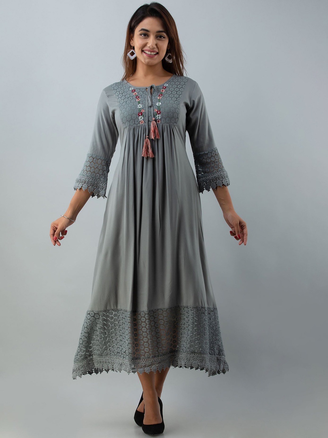 

FASHION DWAR Women Grey Floral Embroidered Maxi Ethnic Dress