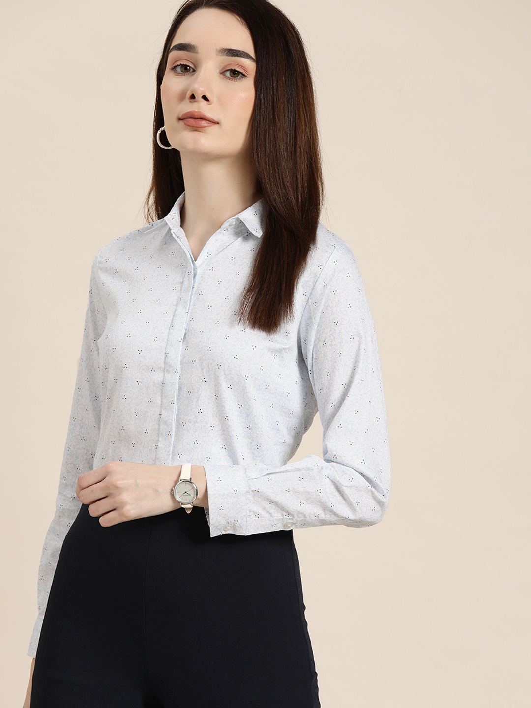 

Hancock Women White Standard Slim Fit Printed Cotton Satin Formal Shirt