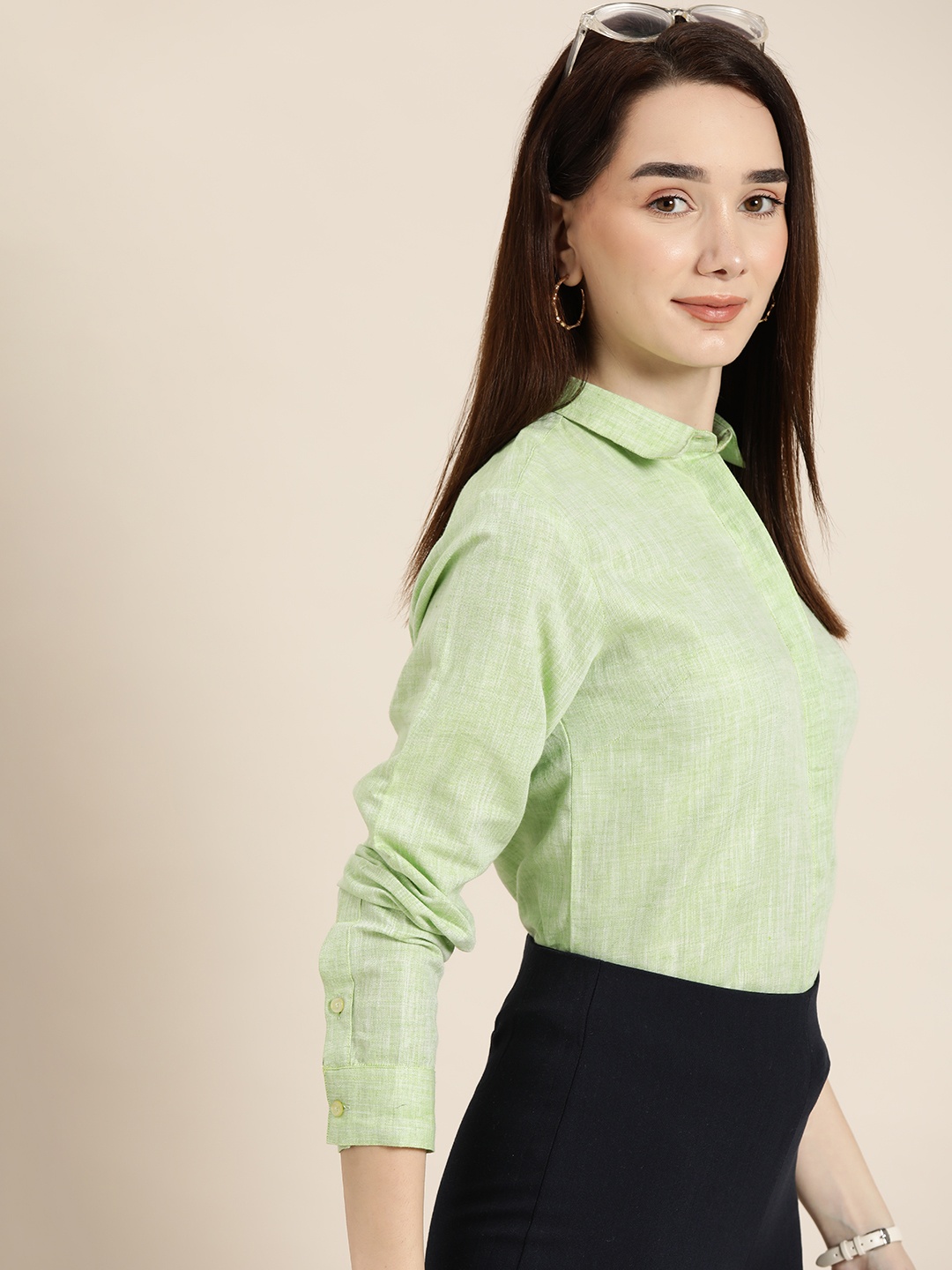 

Hancock Women Green Standard Slim Fit Linen Cotton Formal Shirt