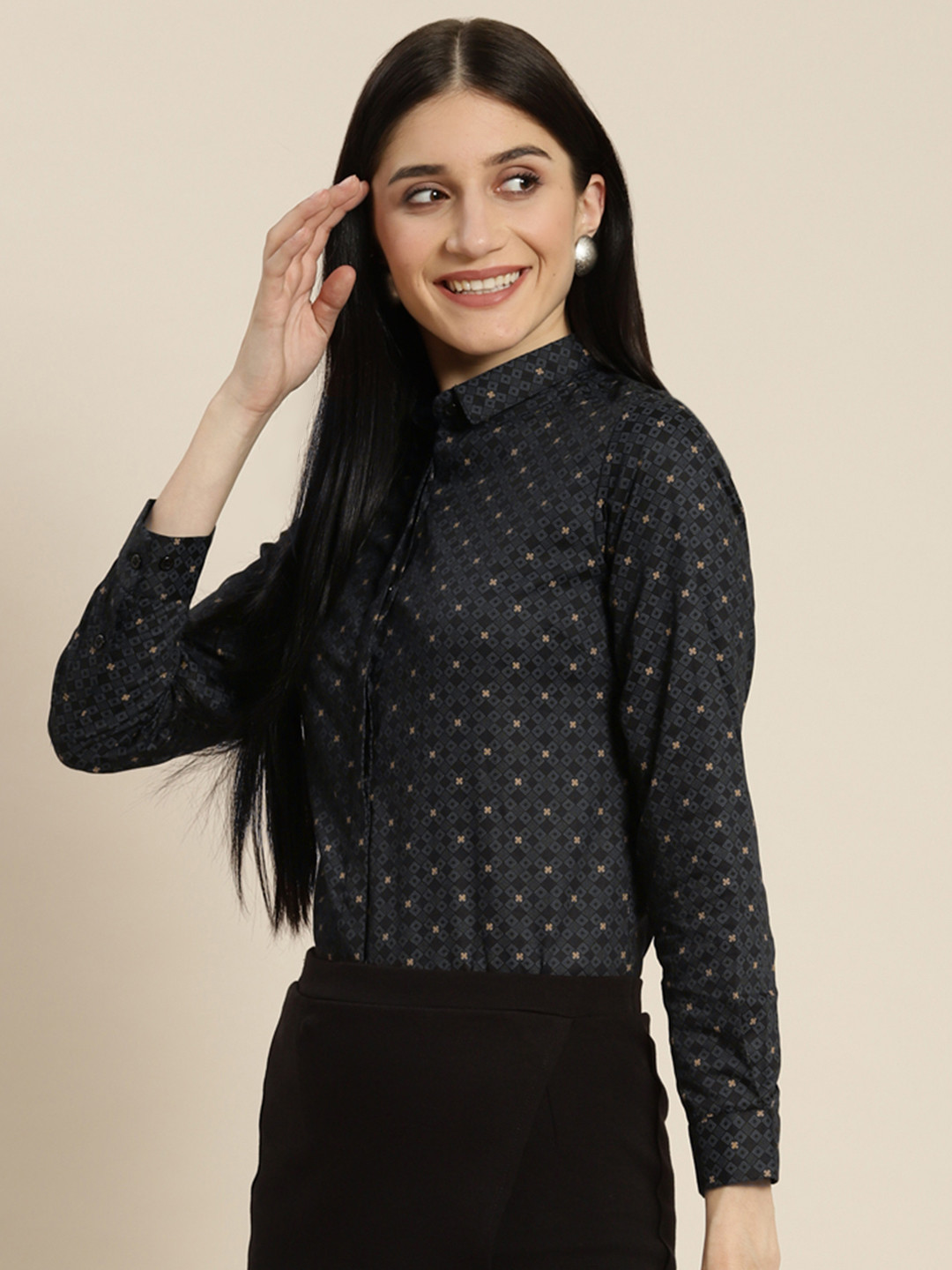 

Hancock Women Black Printed Slim Fit Pure Cotton Satin Formal Shirt