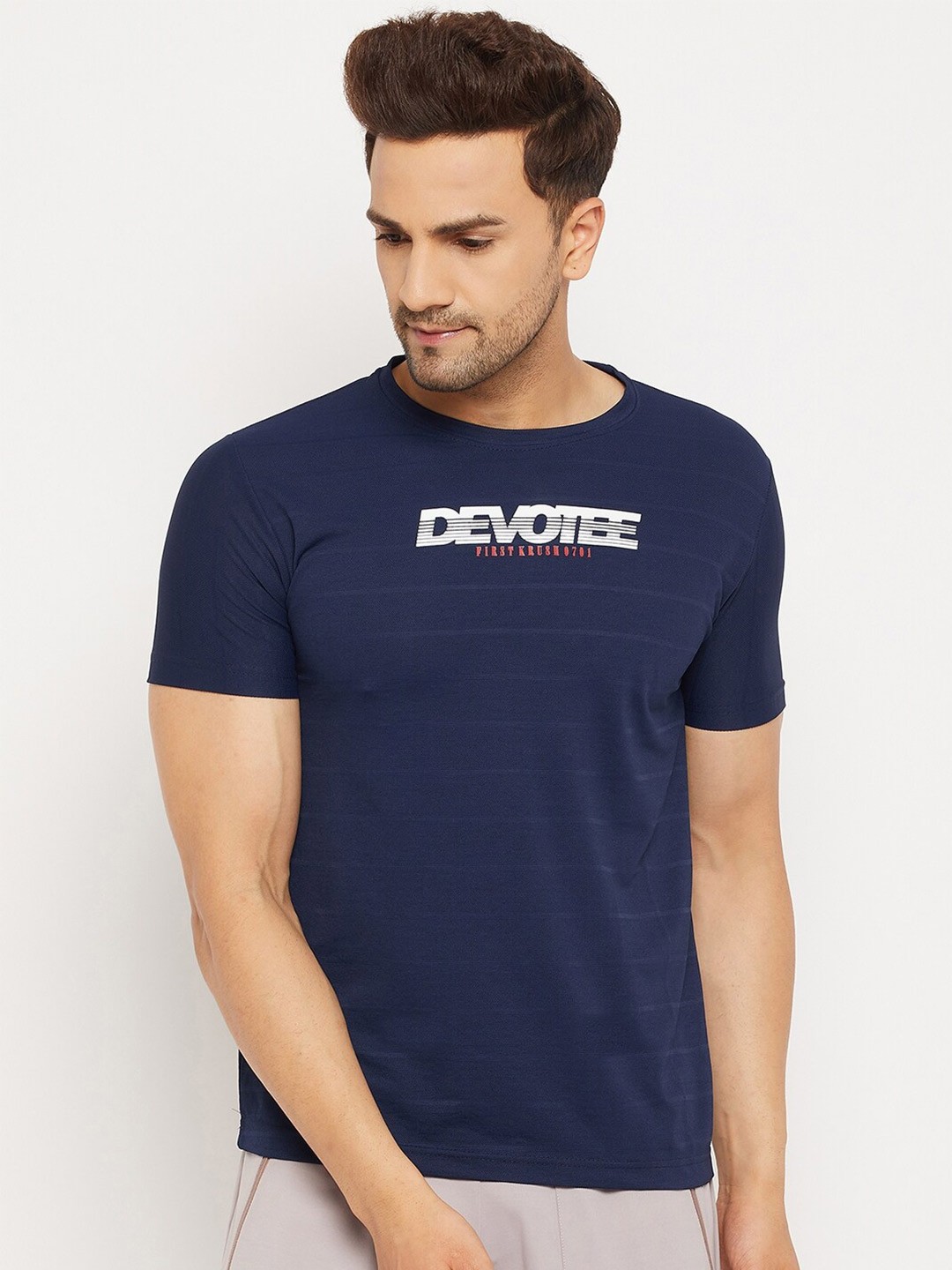 

FirstKrush Men Navy Blue Self Design T-shirt