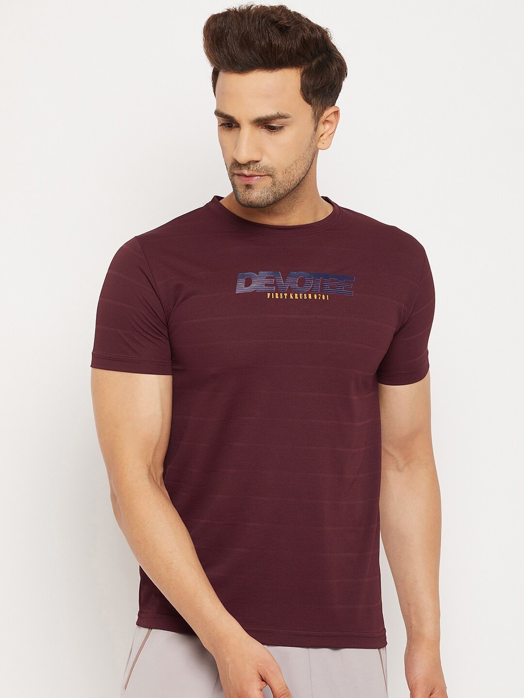 

FirstKrush Men Maroon Typography Printed T-shirt
