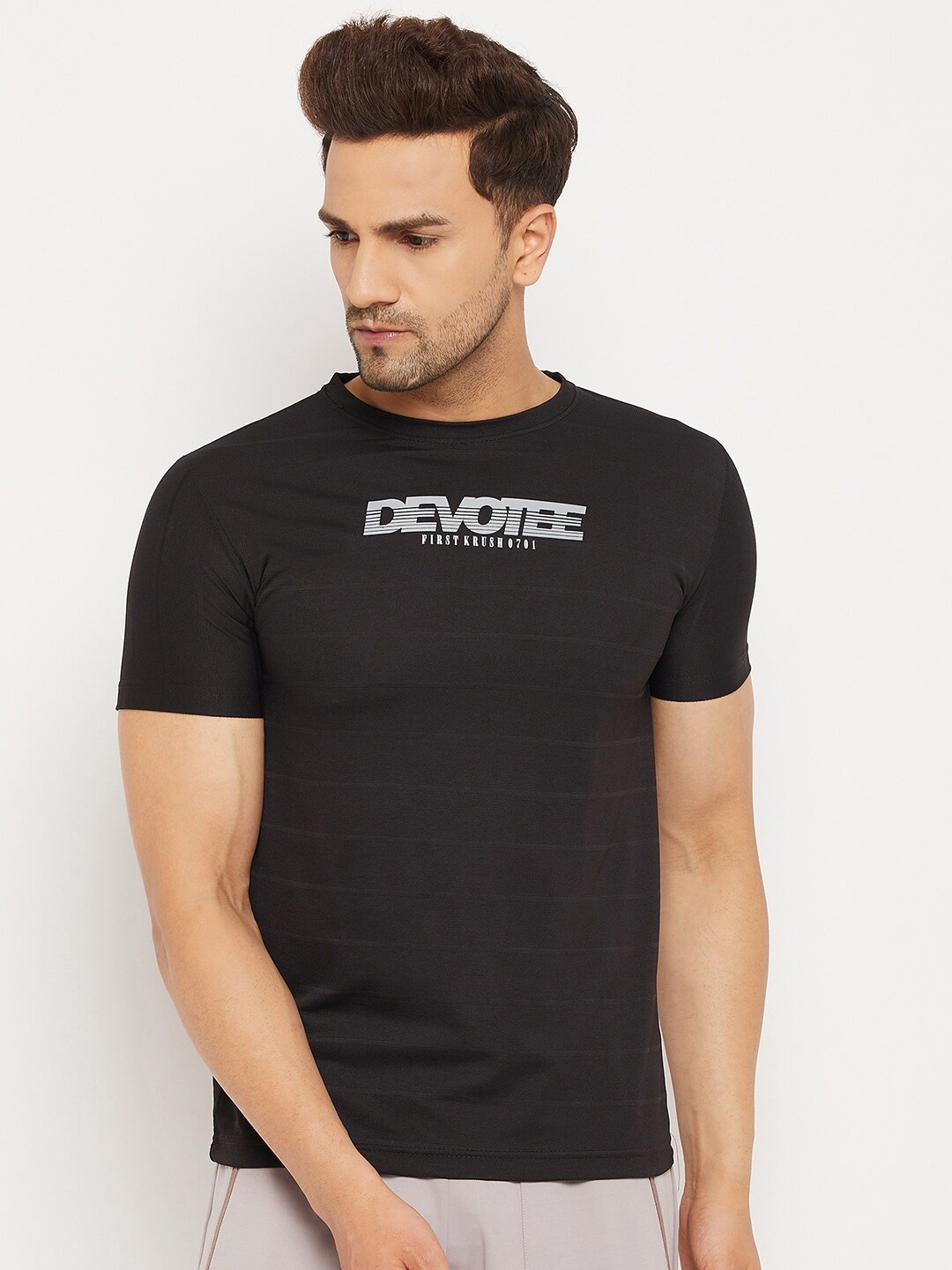 

FirstKrush Men Black Typography Printed T-shirt
