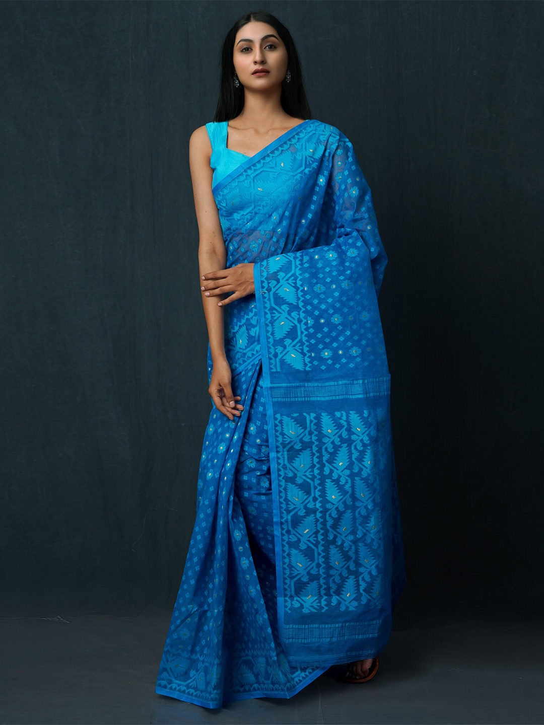 

Unnati Silks Blue Woven Design Pure Cotton Jamdani Saree