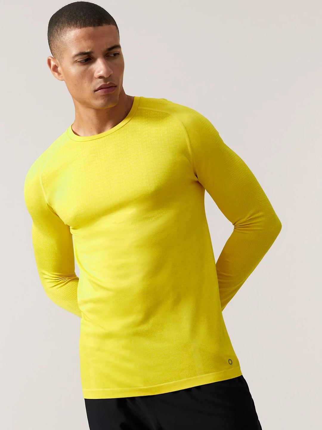 

Marks & Spencer Men Yellow Long Sleeve T-shirt