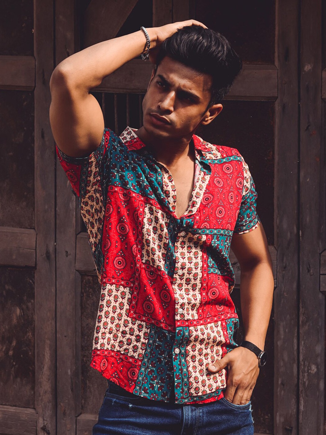 

Powerlook Men Multicoloured Relaxed Slim Fit Geometric Printed Casual Shirt, Multi