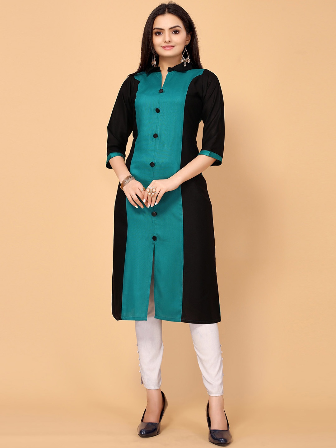 

Sangria Women Teal & Black Colourblocked Kurta
