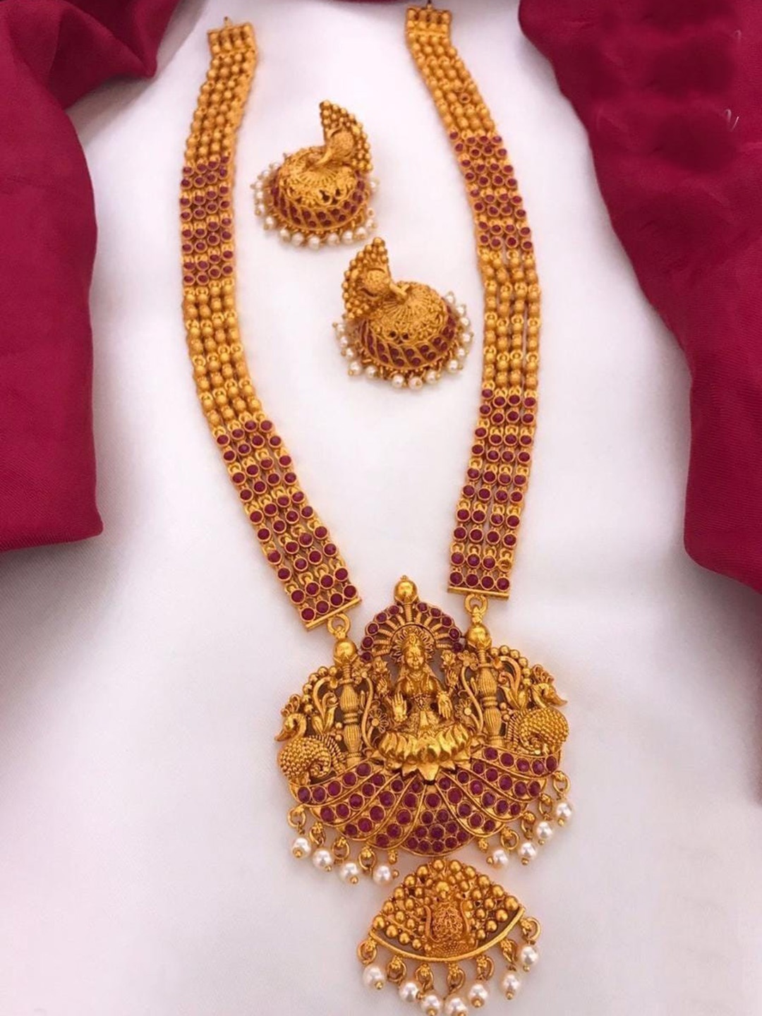 

GRIIHAM Gold-Plated White & Pink AD-Studded & Pearl Beaded Jewellery Set