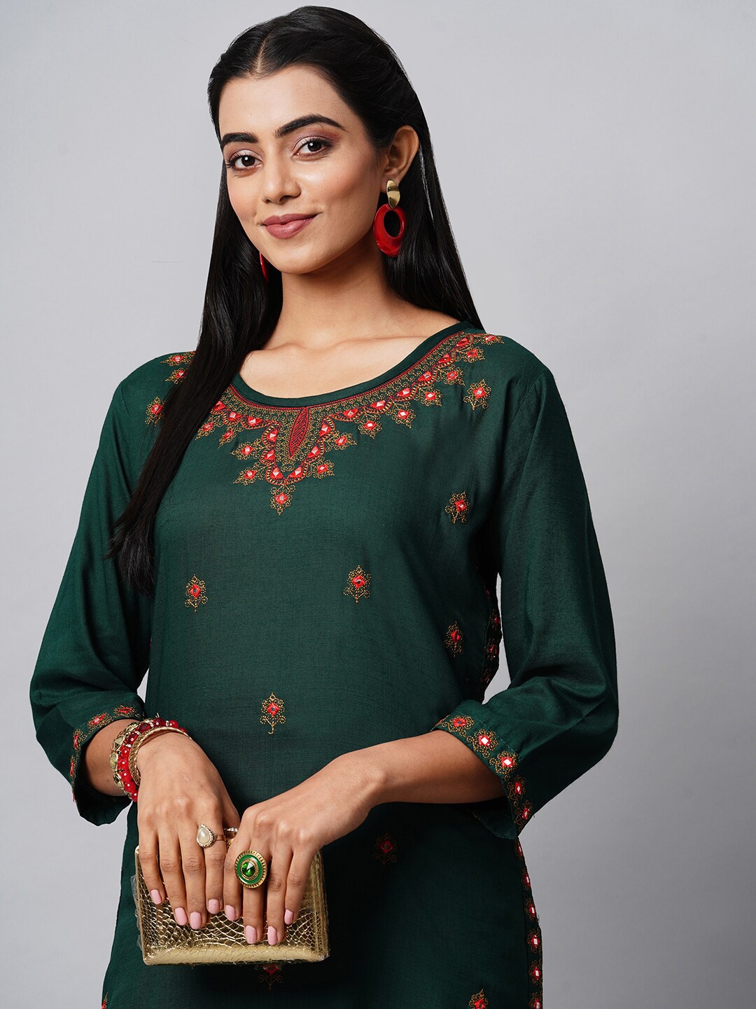 

INDYES Women Green Ethnic Motifs Thread Work Embroidered Kurta
