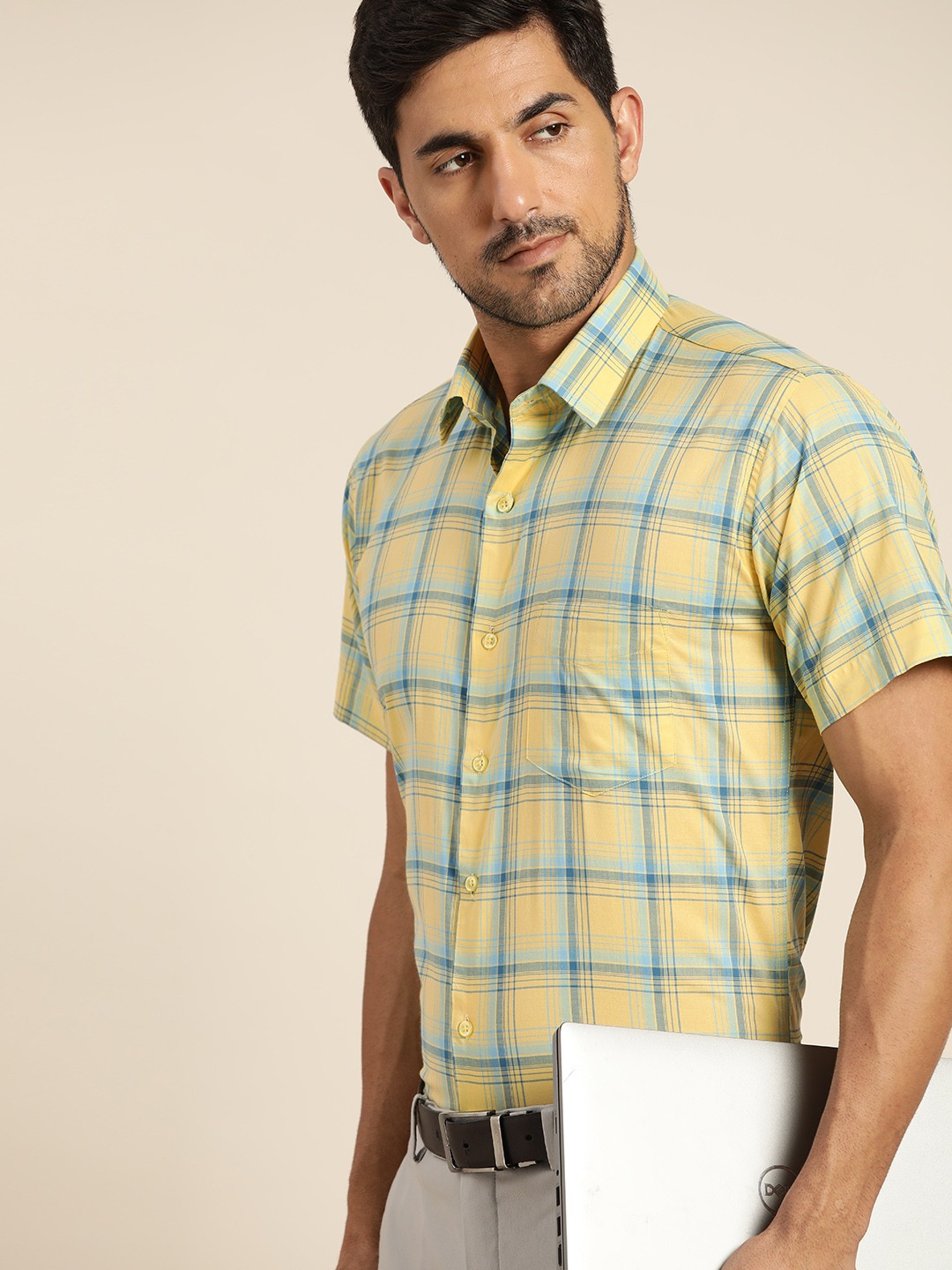 

Hancock Men Yellow & Blue Slim Fit Pure Cotton Checked Formal Shirt