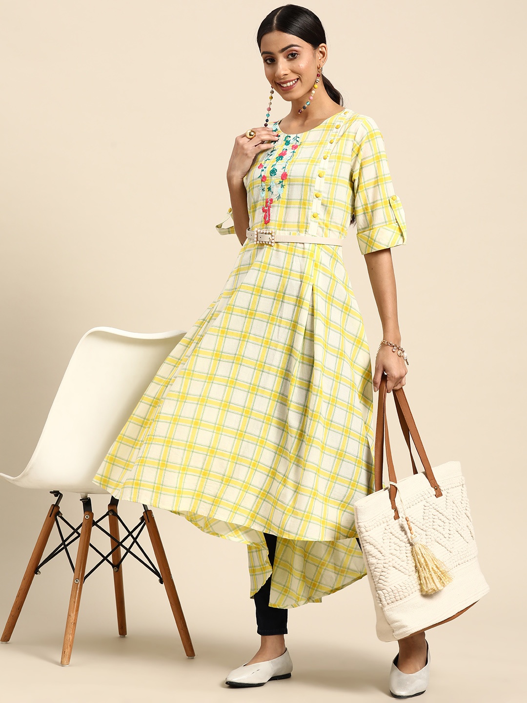 

Sangria Women Yellow & White Checked Embroidered Detail Cotton Kurta