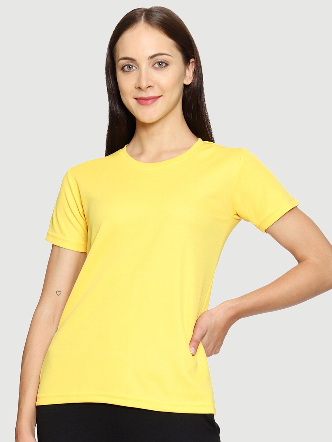 

Urban Komfort Women Yellow Solid Regular T-shirt