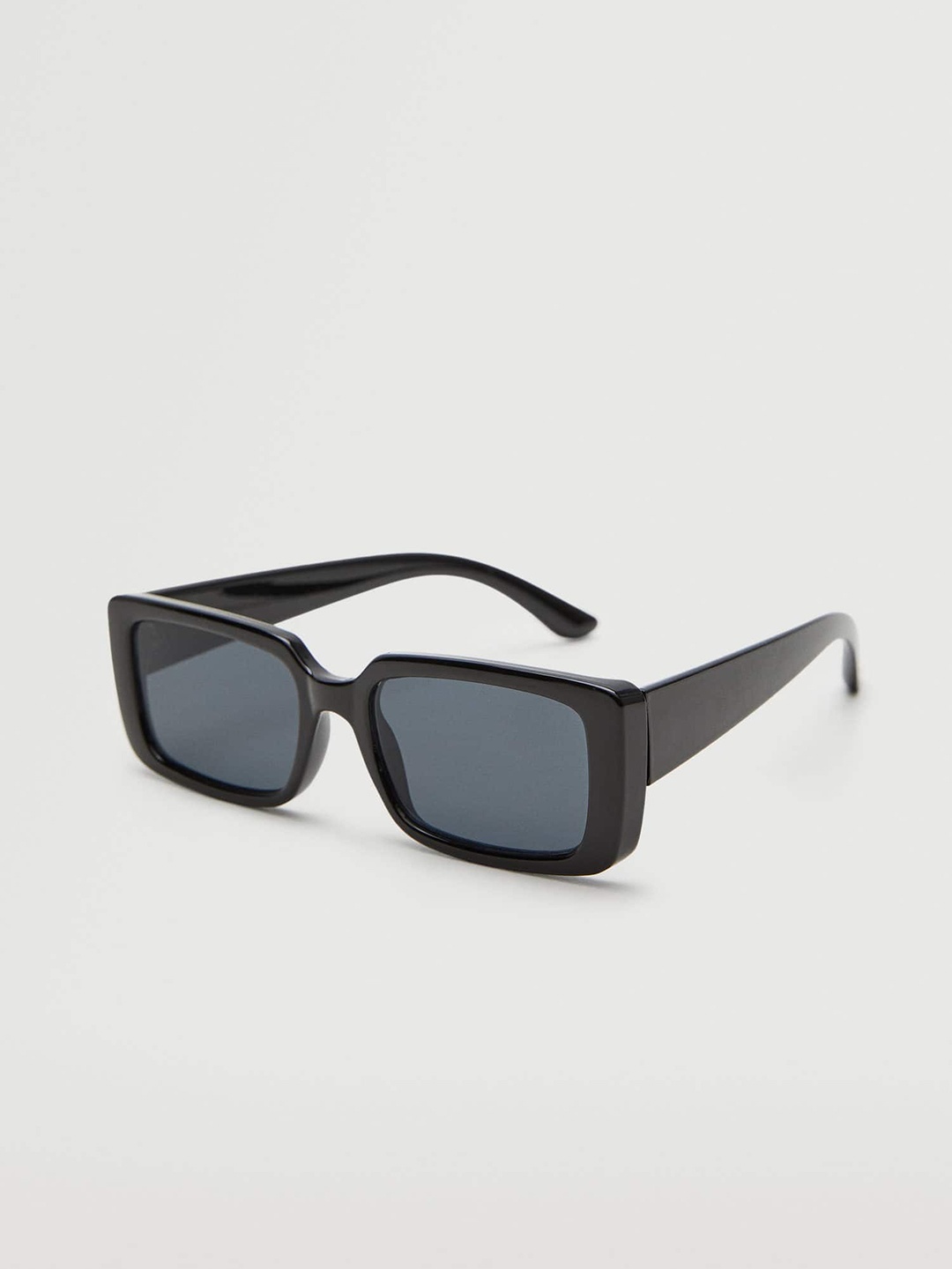 

MANGO Women Black Lens & Black Rectangle Sunglasses with UV Protected Lens 37030151