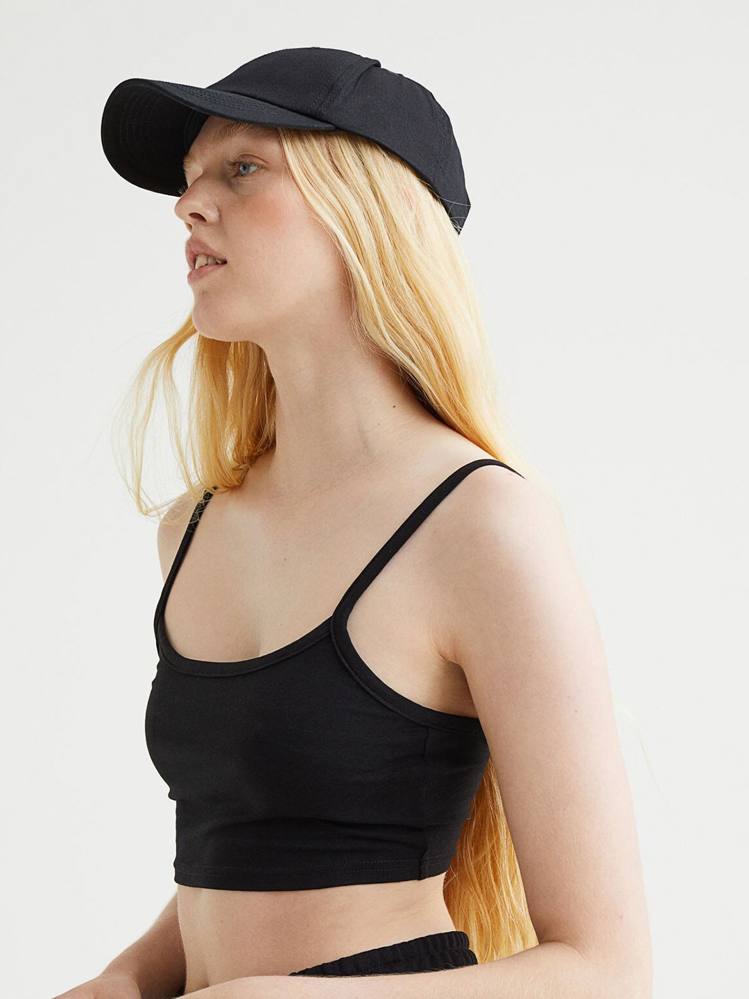 

H&M Women Black Crop Top