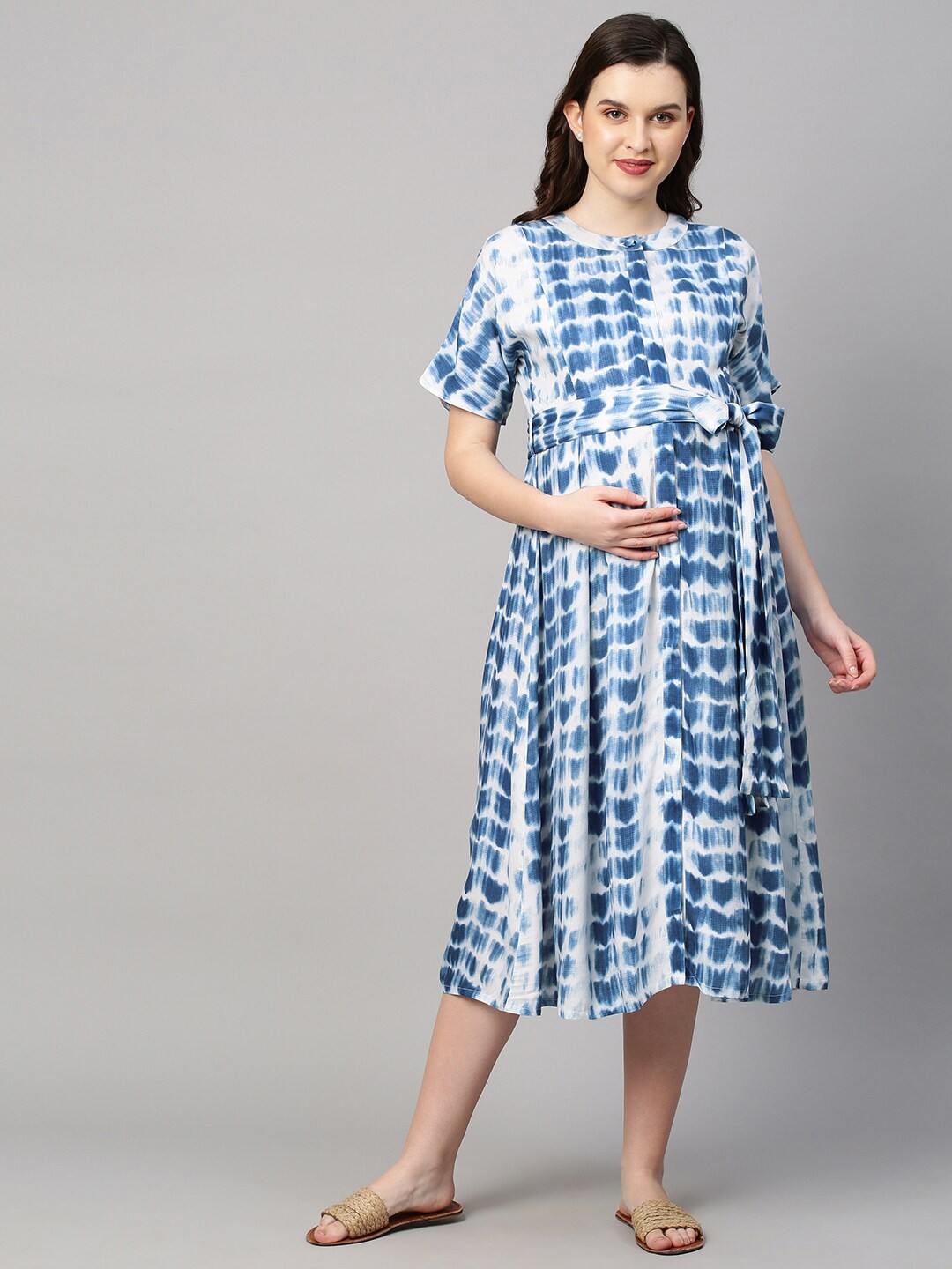 

MomToBe Blue & gull Tie and Dye Dyed Maternity Nursing A-Line Midi Sustainable Dress