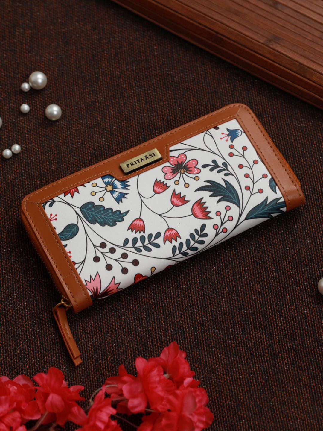 

Priyaasi Women White & Blue Ethnic Motifs Printed PU Zip Around Wallet