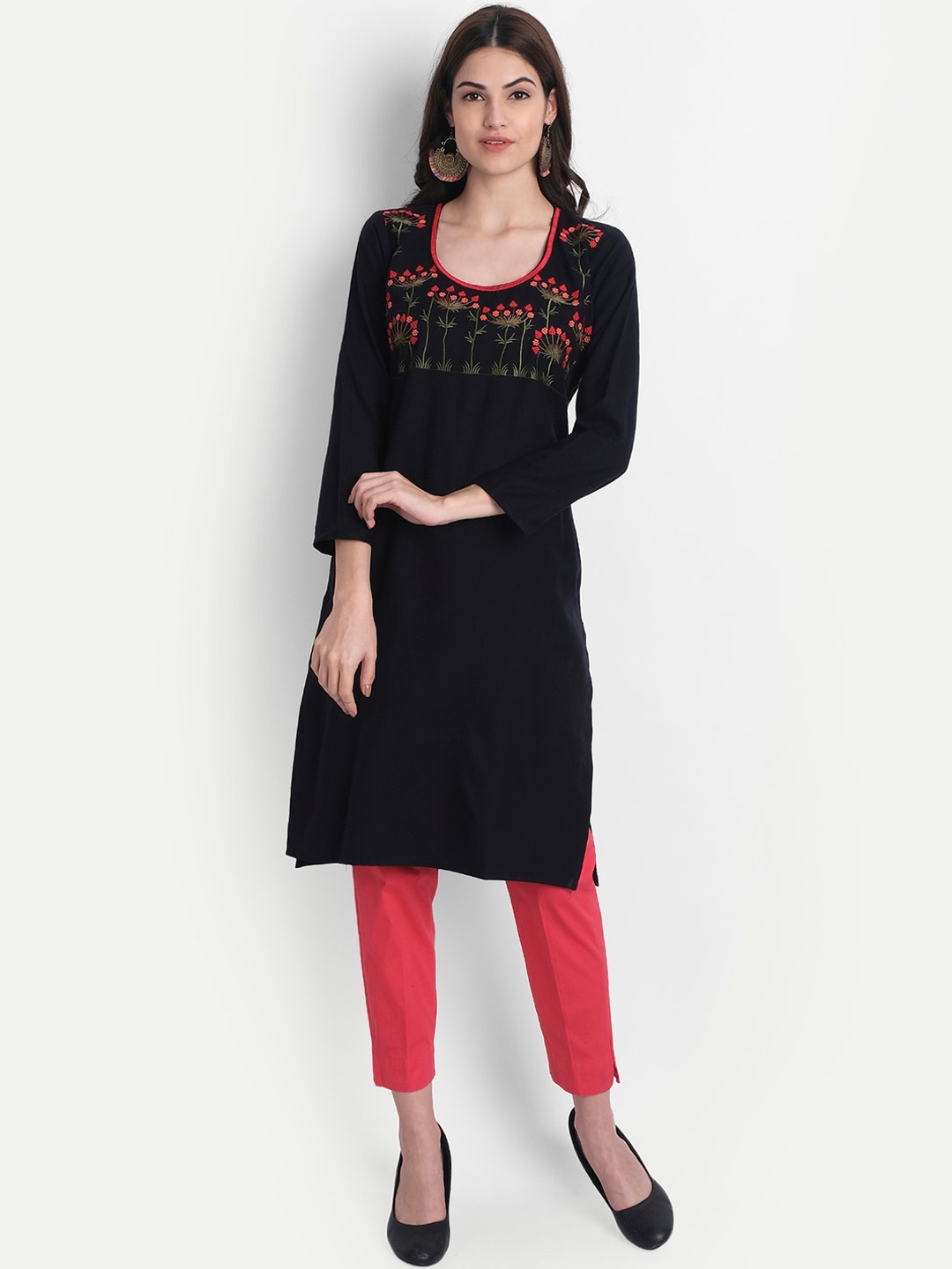 Alavya Women Black Floral Embroidered Dobby Kurta