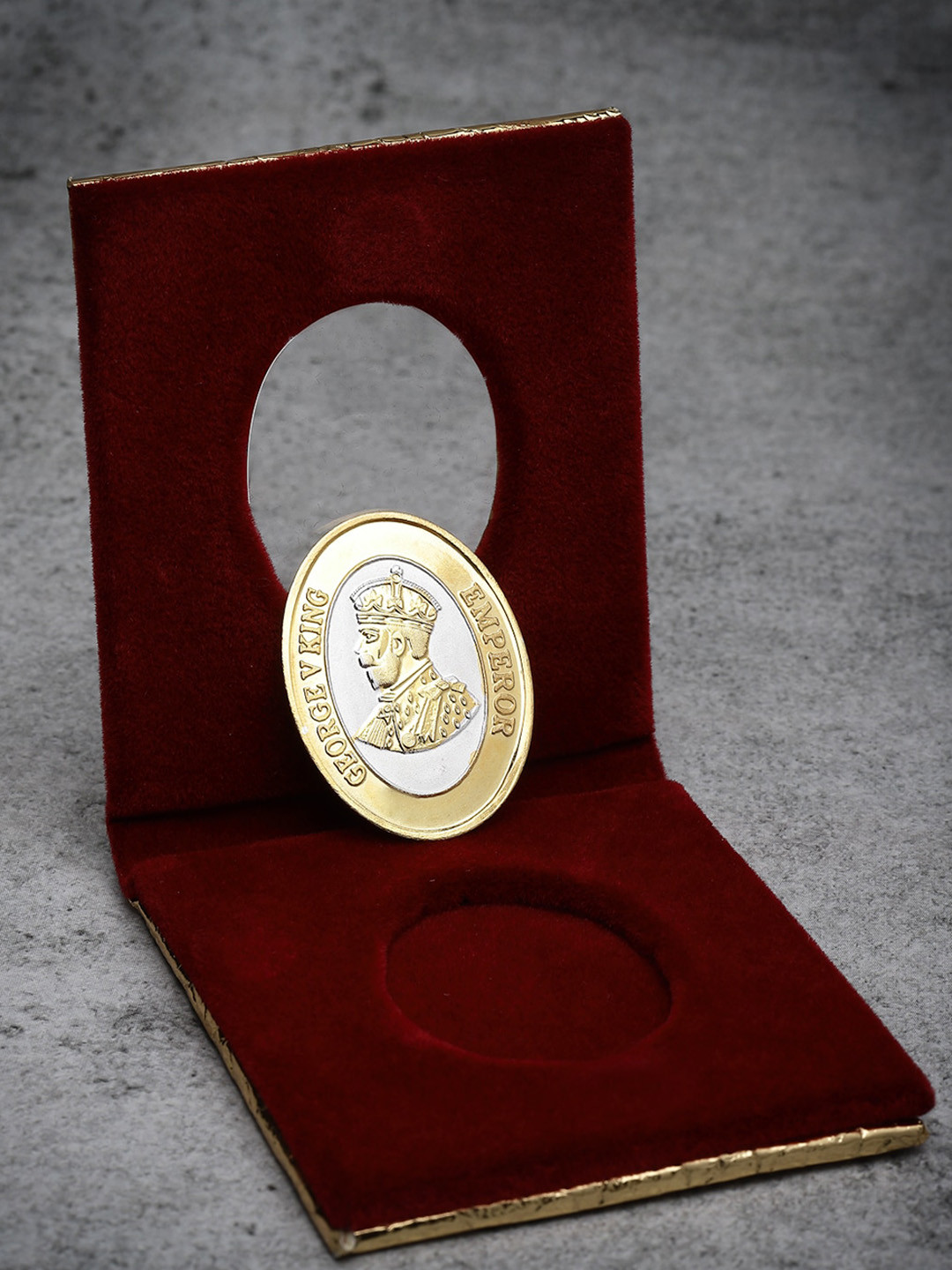 

PANASH 999 Pure Silver & Gold Toned Emperor Oval Coin - 5 Gm