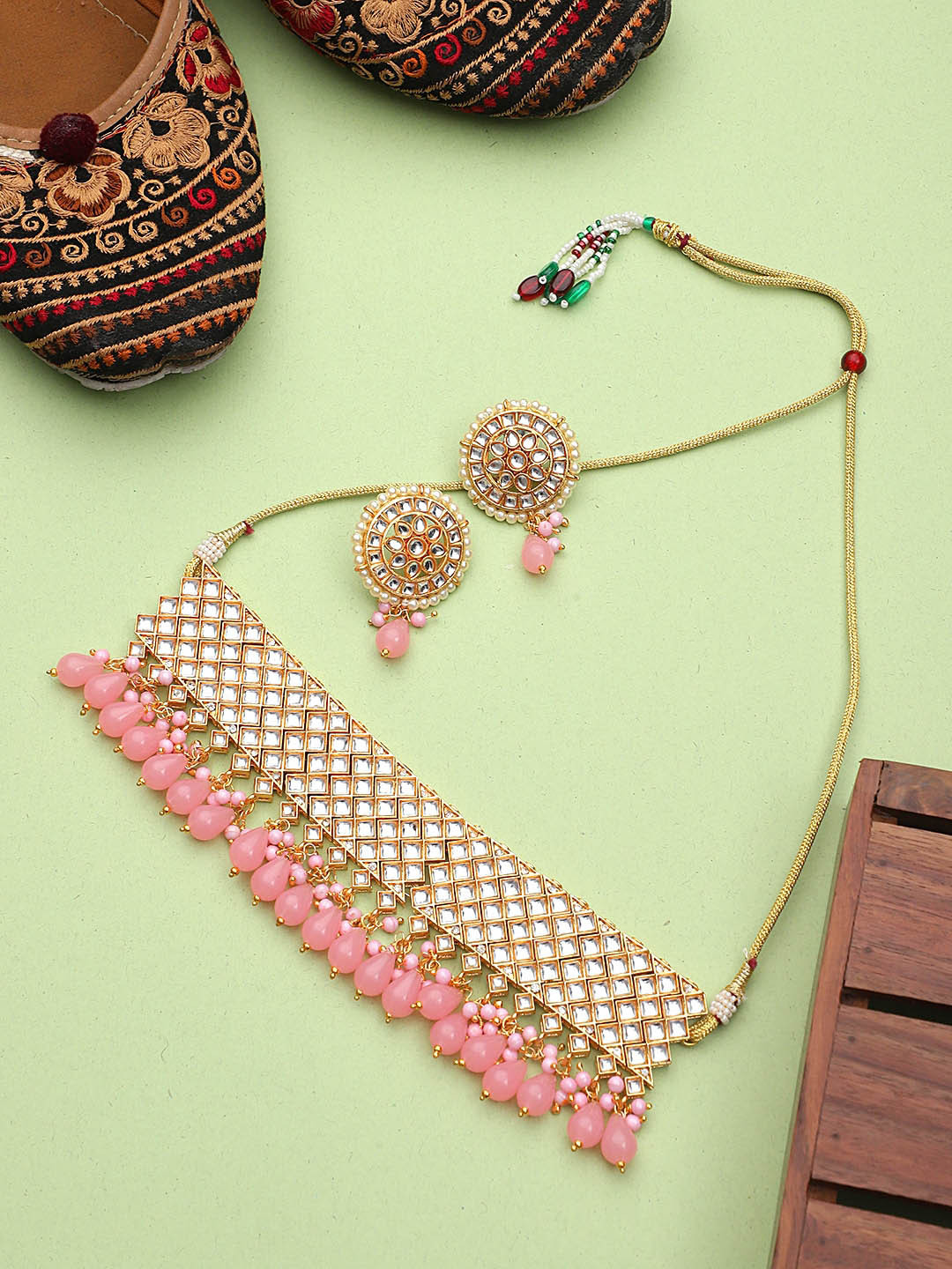 

STEORRA JEWELS Gold-Plated Pink Kundan & Pearl Studded & Beaded Jewellery Set