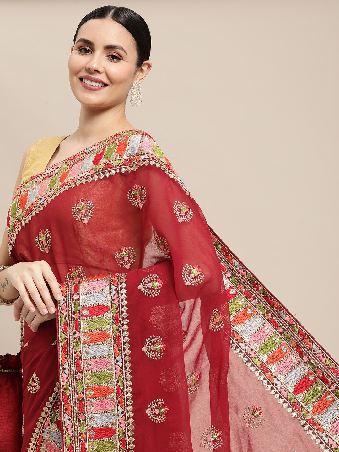 

VASTRANAND Maroon Woven Design Embroidered Saree