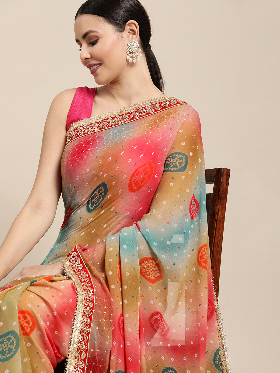 

VASTRANAND Grey & Pink Sequinned Bandhani Saree
