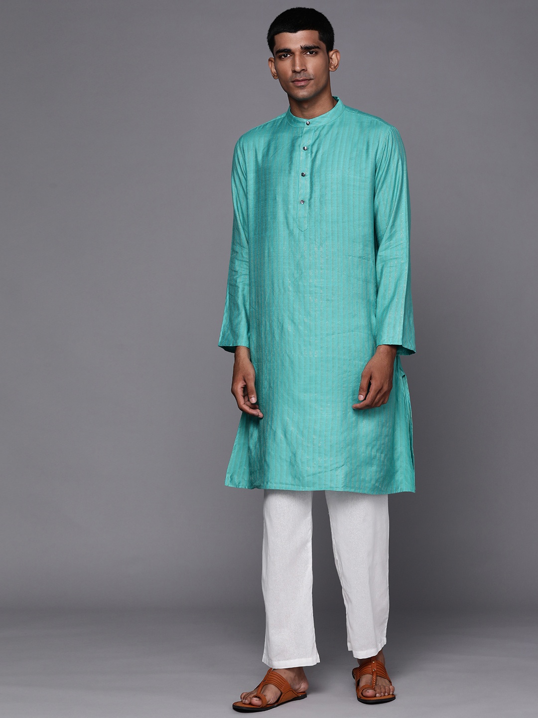 

Fabindia Men Blue & Gold Striped Kurta