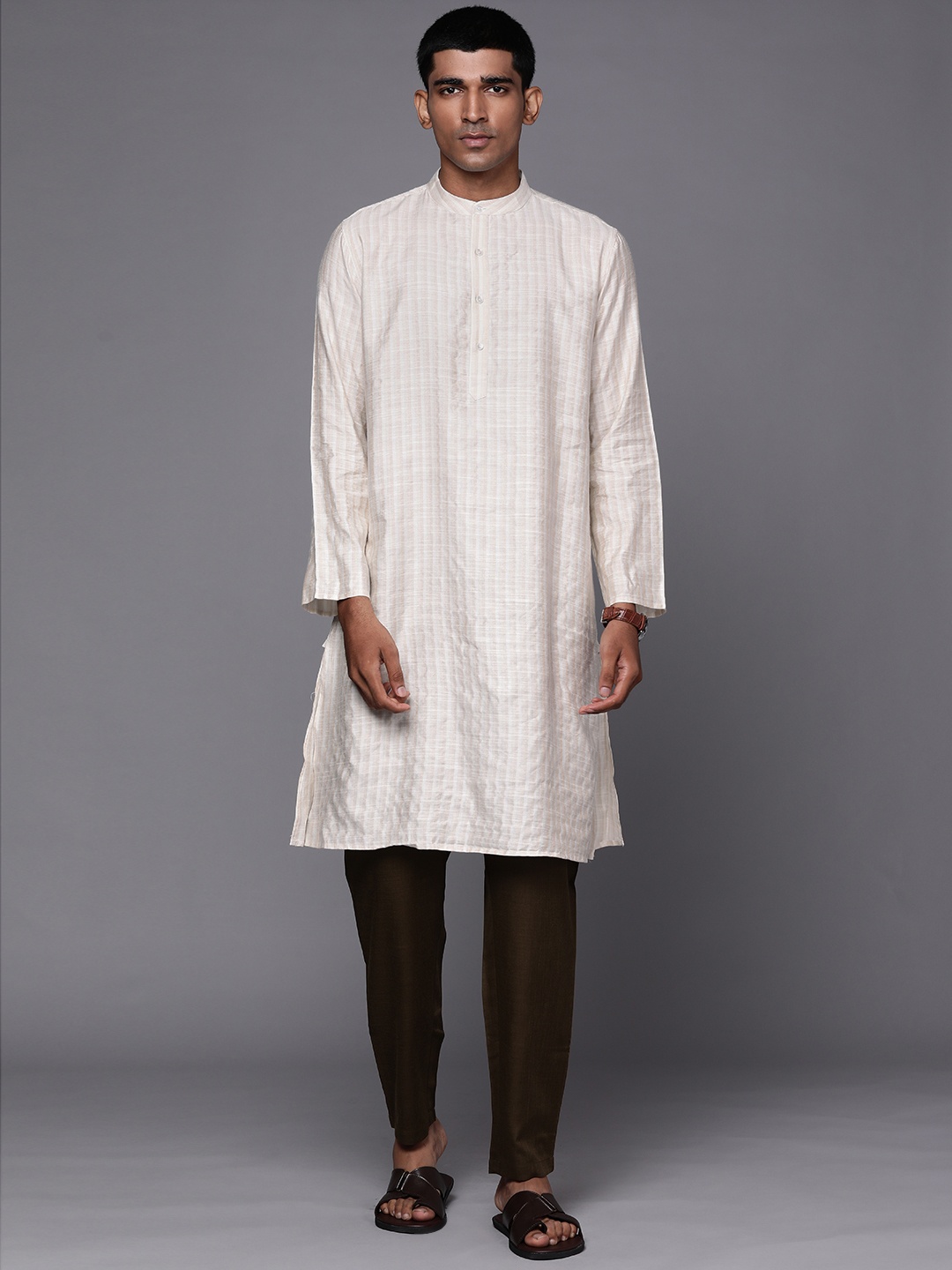 

Fabindia Men Off White & Beige Striped Kurta
