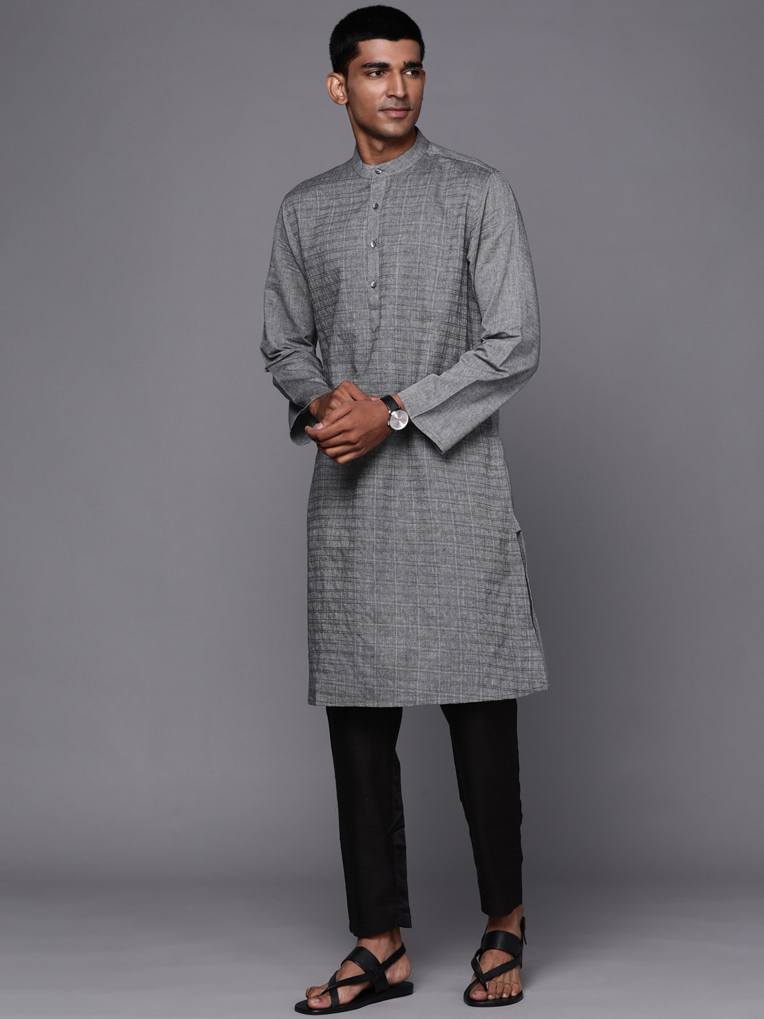 

Fabindia Men Grey Self-Design Pure Cotton Kurta