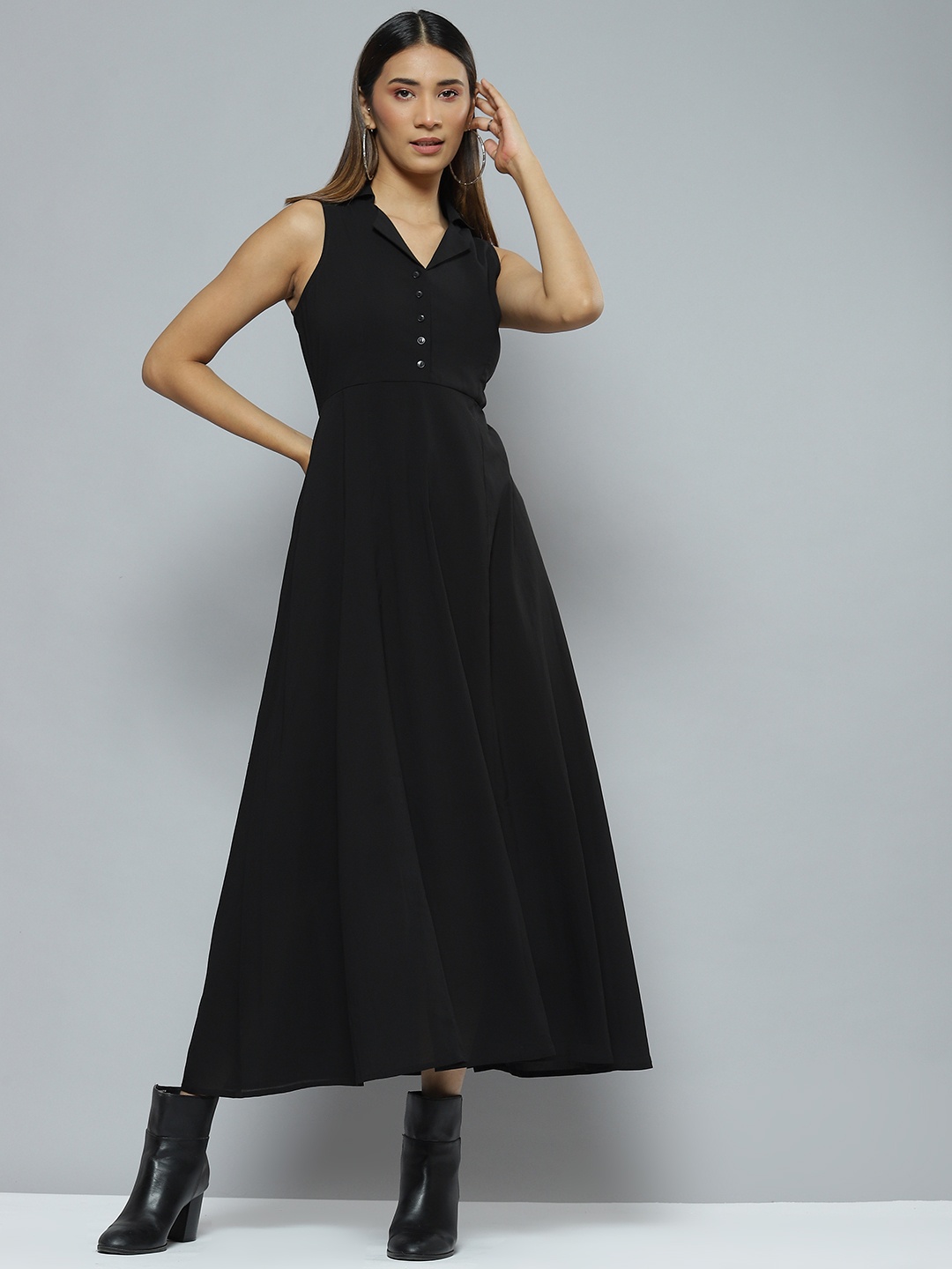 

DENNISON Black Georgette Maxi Dress