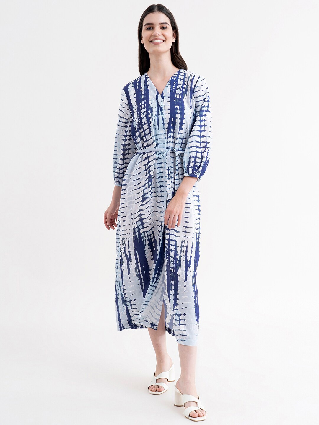 

FableStreet White & Blue Tie and Dye Dyed Formal A-Line Midi Dress