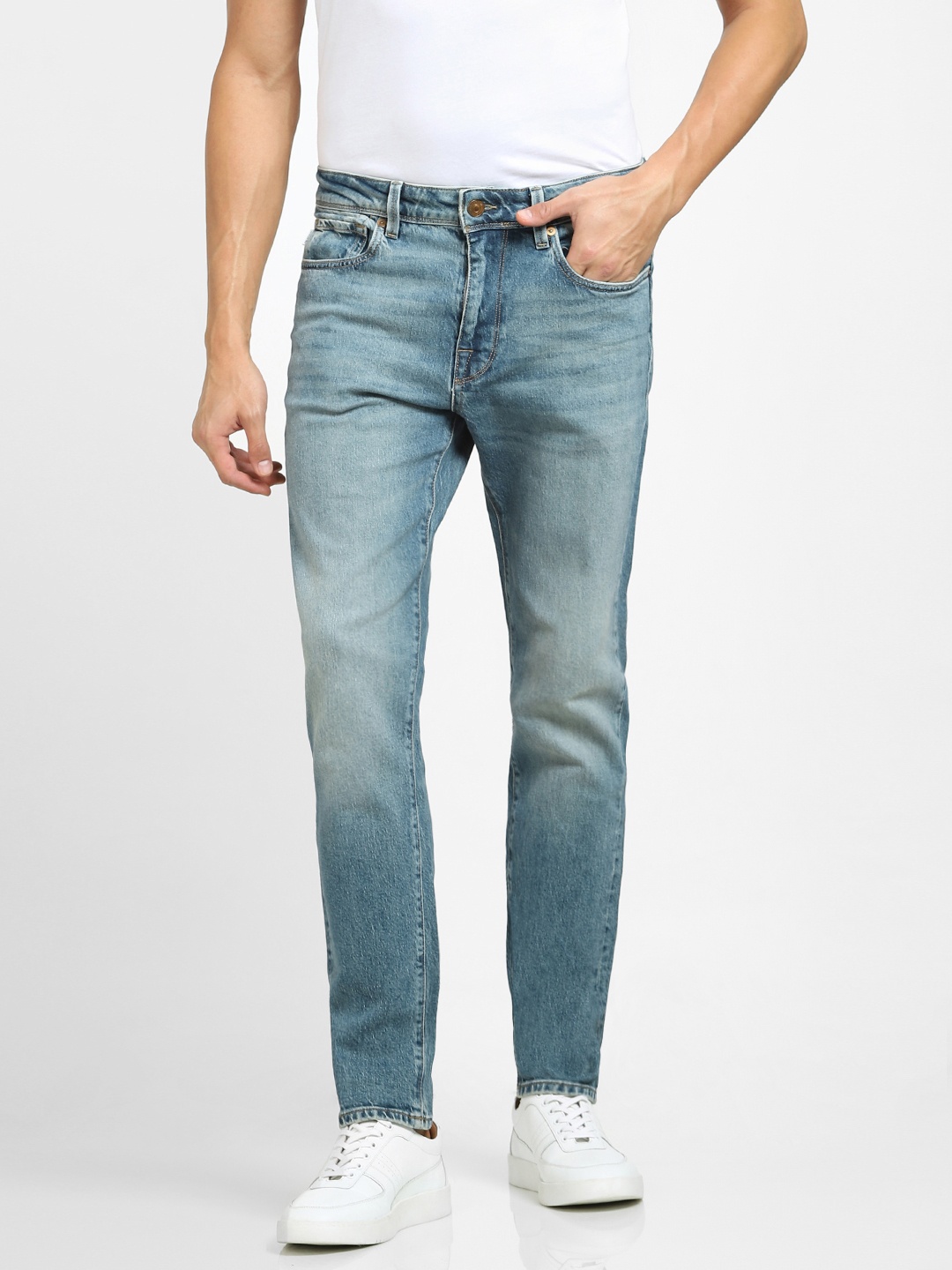 

SELECTED Men Blue Slim Fit Light Fade Jeans