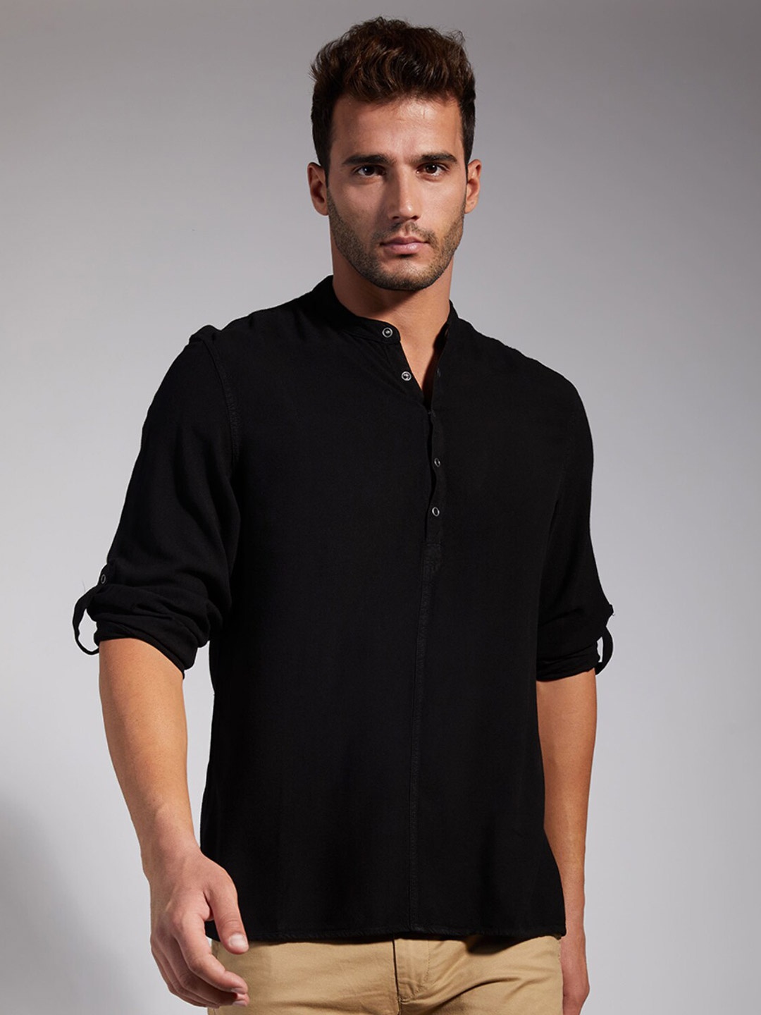 

IDENTITI Men Black Slim Fit Casual Shirt