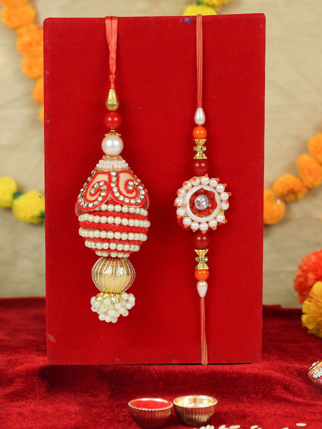 

TIED RIBBONS Bhiaya Bhabhi Rakhi Lumba Set with Card & Roli Chawal, Multi