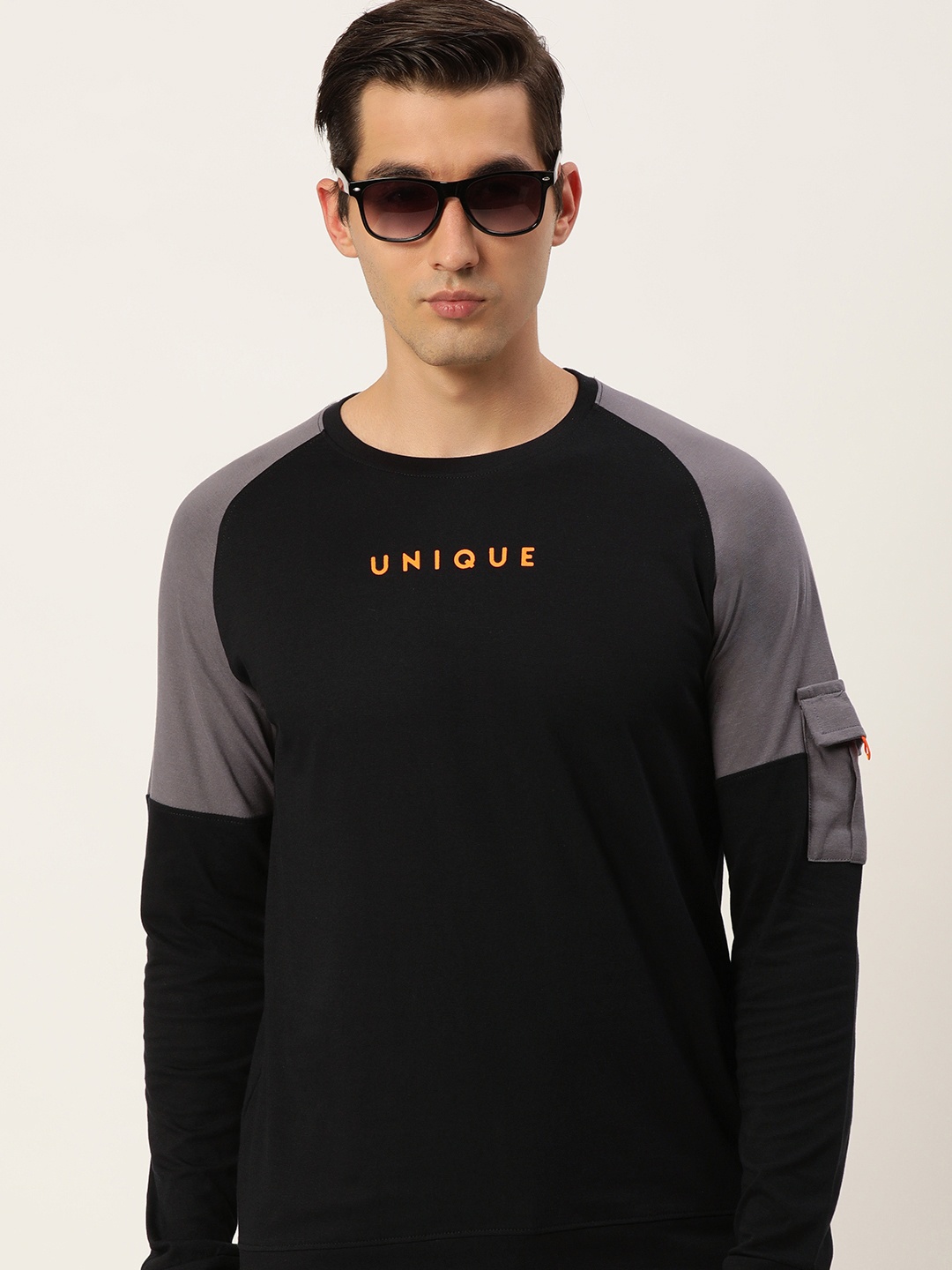 Maniac Men Black & Green Typography Printed Slim Fit T-shirt