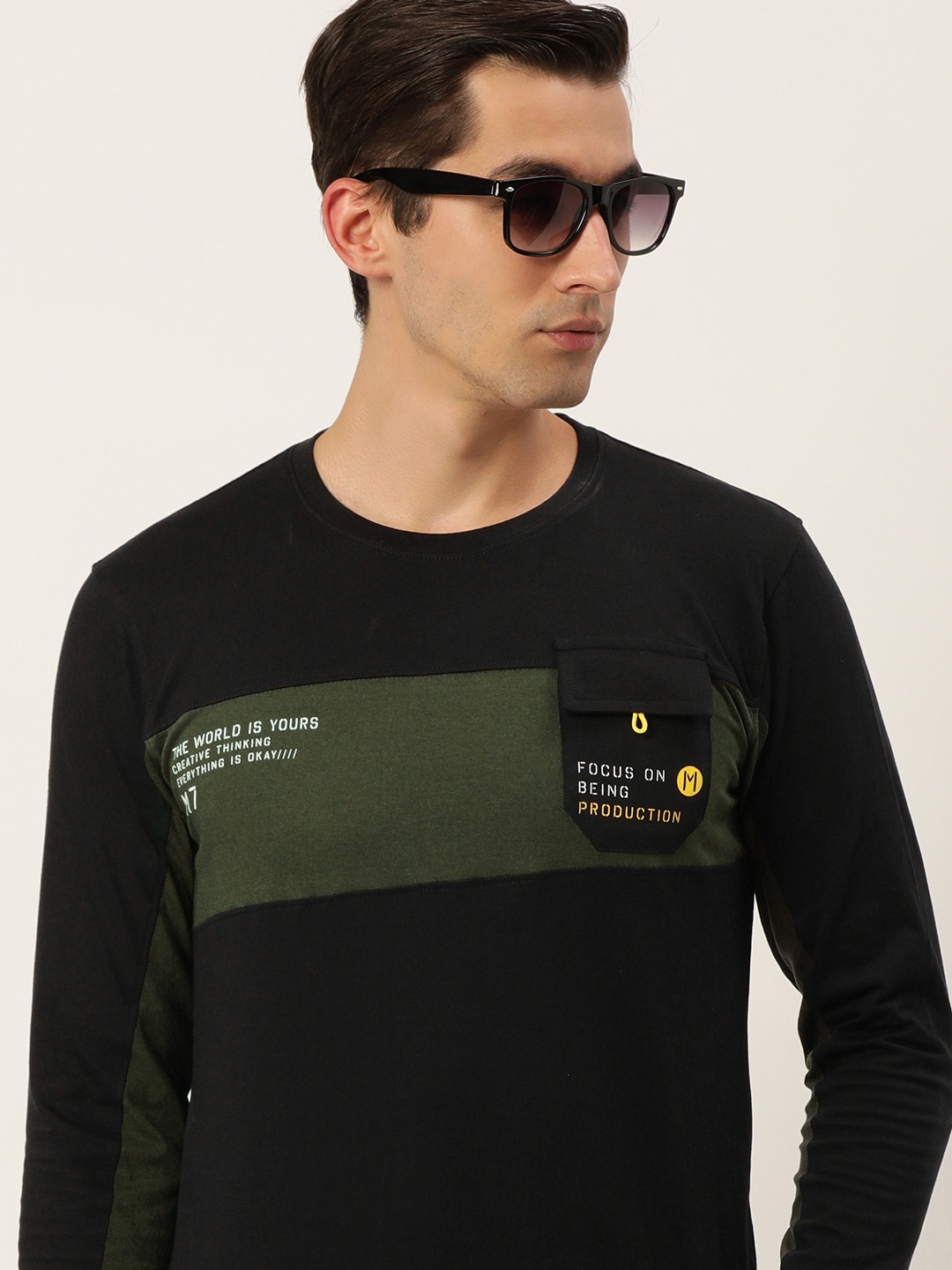 

Maniac Men Black Typography Printed Slim Fit T-shirt