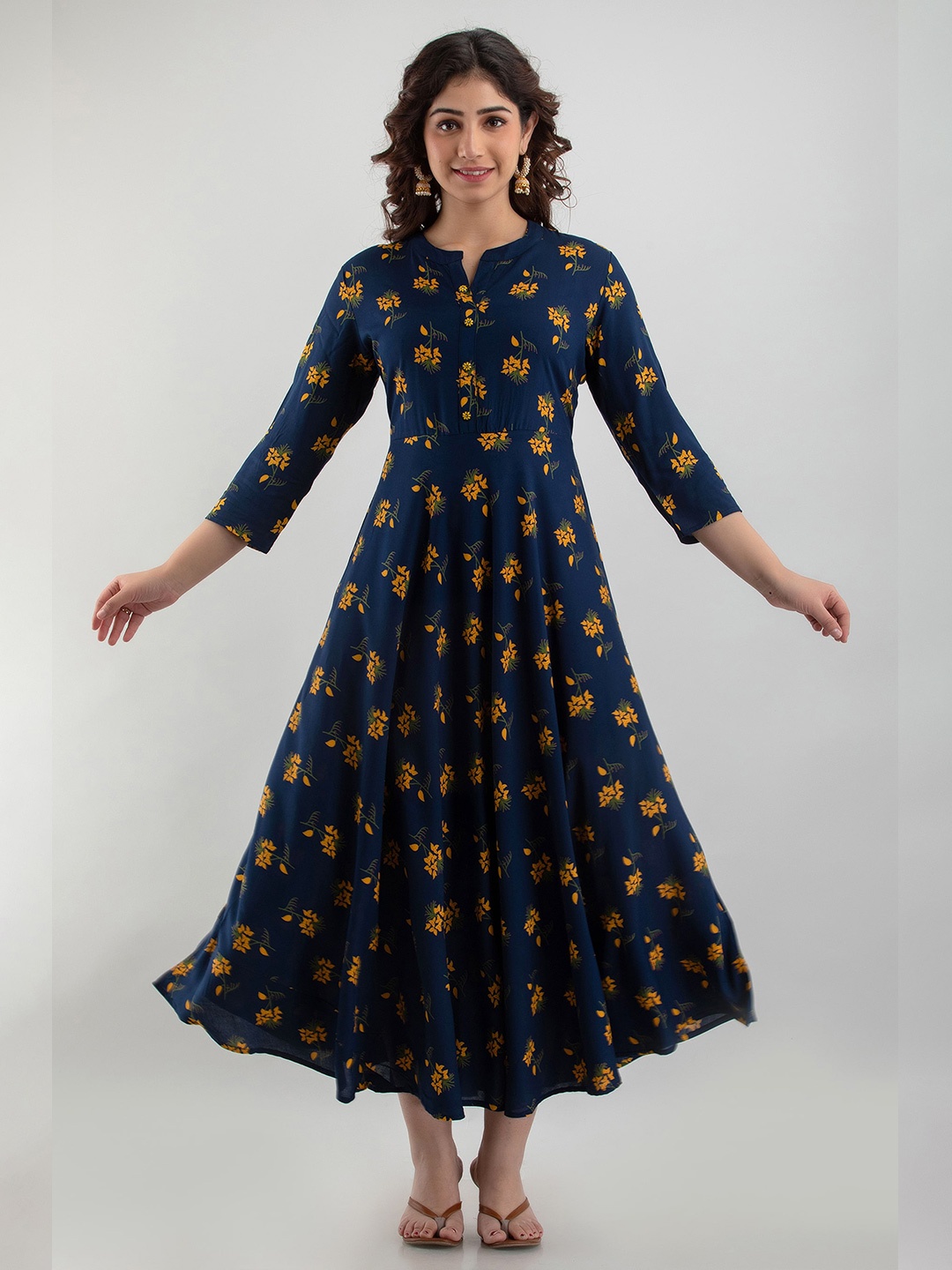 

NAYRAH Women Navy Blue & Mustard Yellow Floral Printed A-Line Kurta