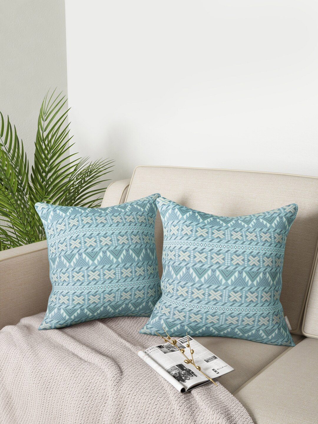 

PETAL HOME Blue & White Set of 2 Ethnic Motifs Square Cushion Covers