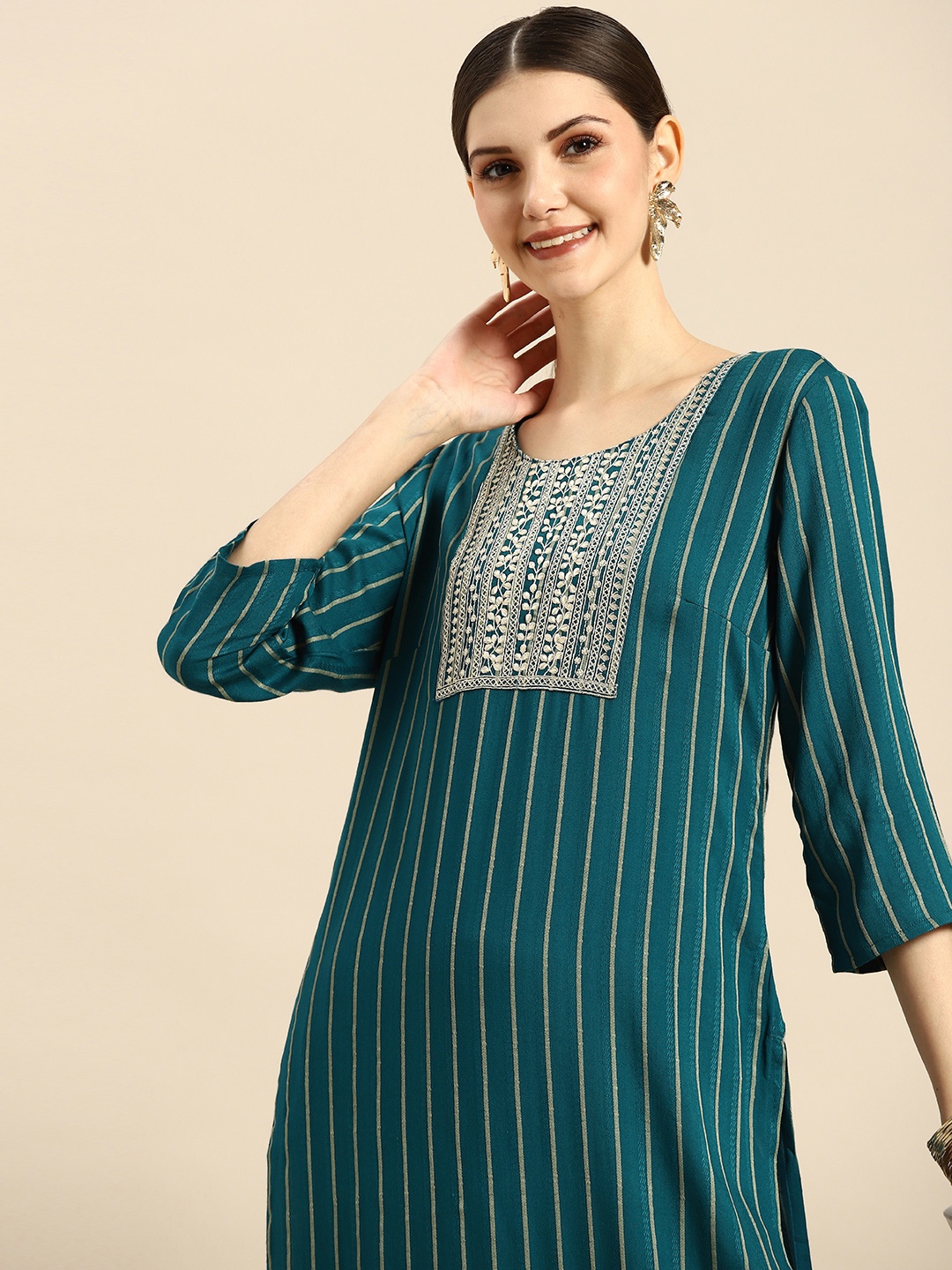 

Anouk Women Sea Green Striped Thread Work Kurta